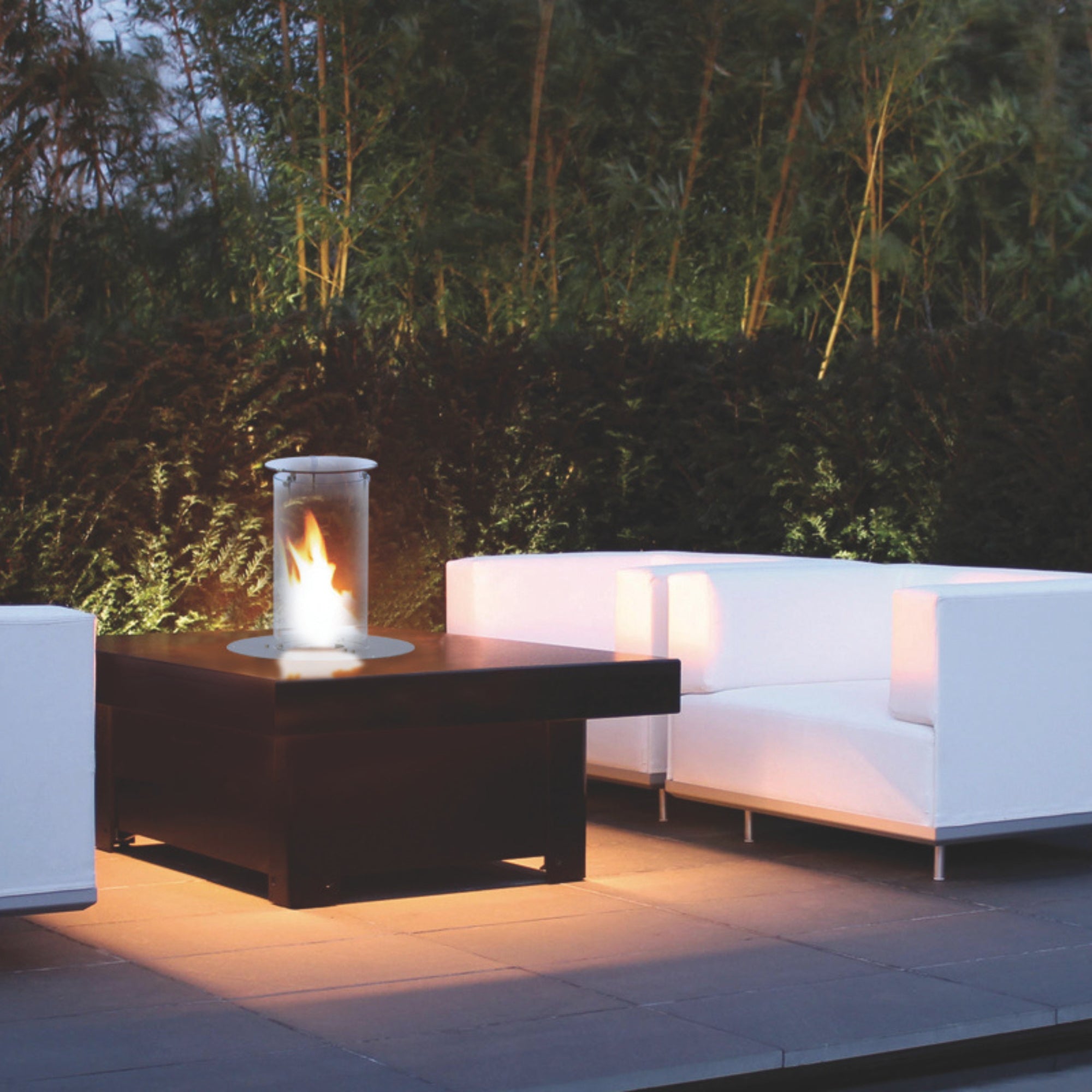 Outdoor Gas Fires, Fire Tables & Patio Heaters: What’s the Difference?