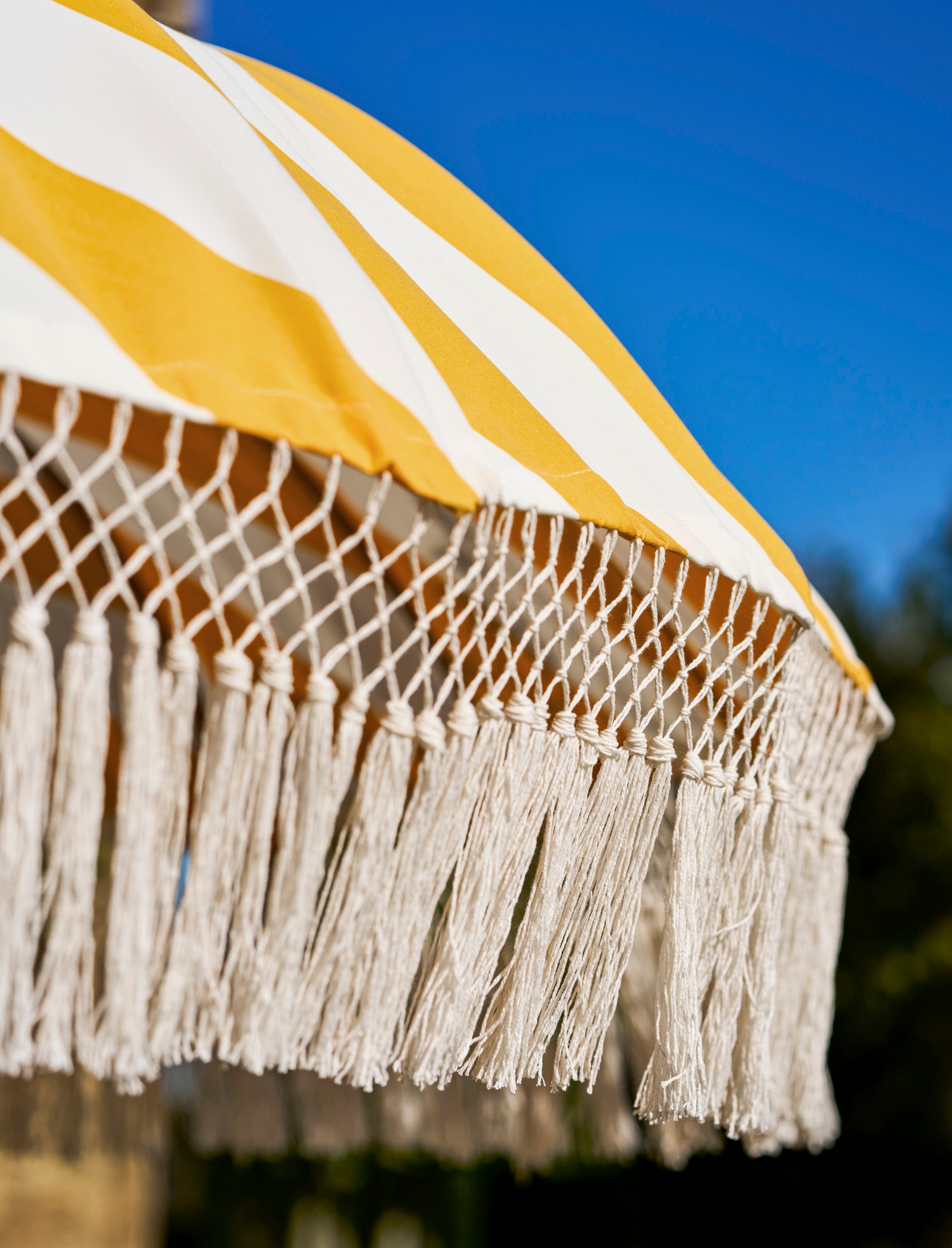 Summerleaze Stripe Parasol – Teak & Yellow