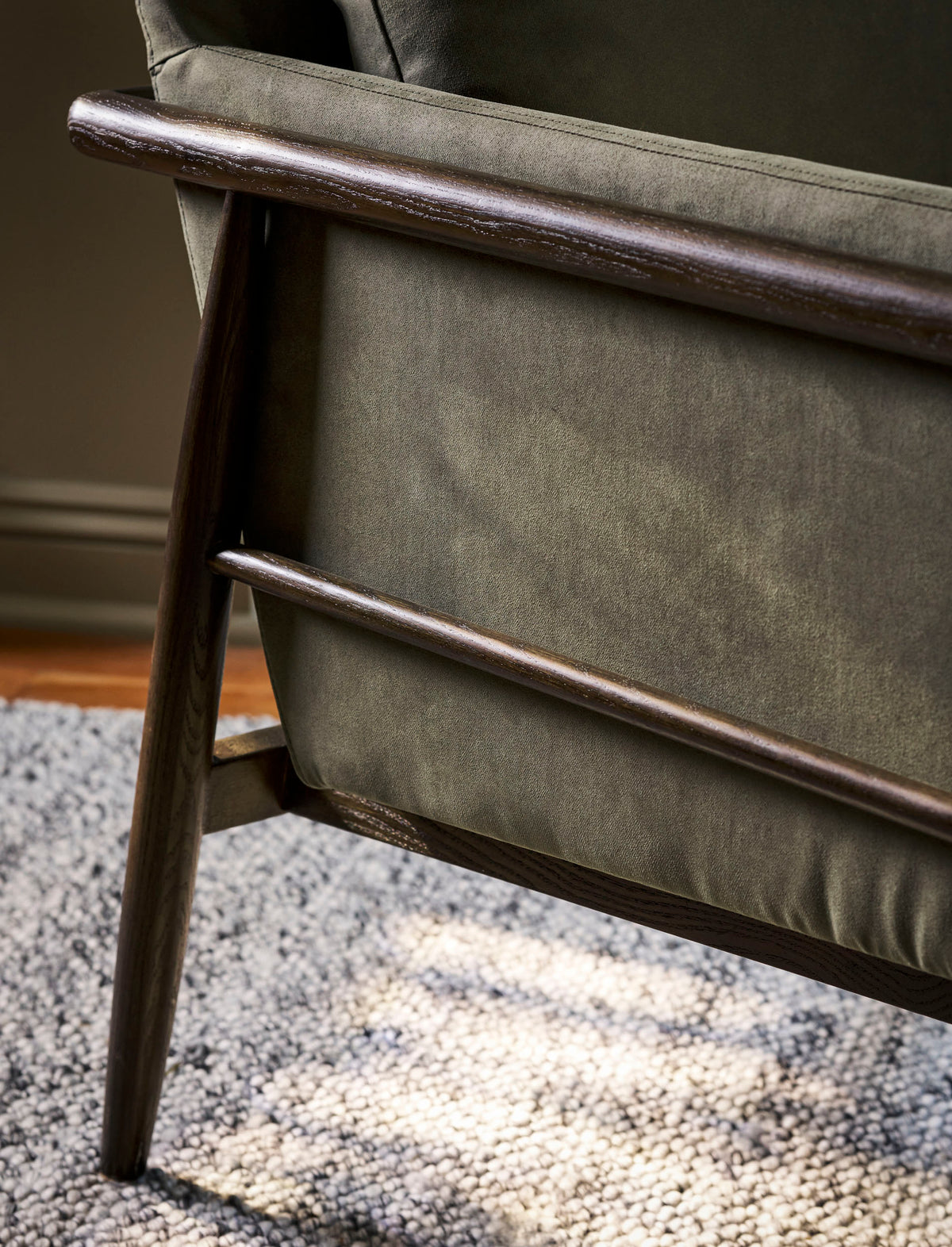 Kennington Armchair – Ash Wood