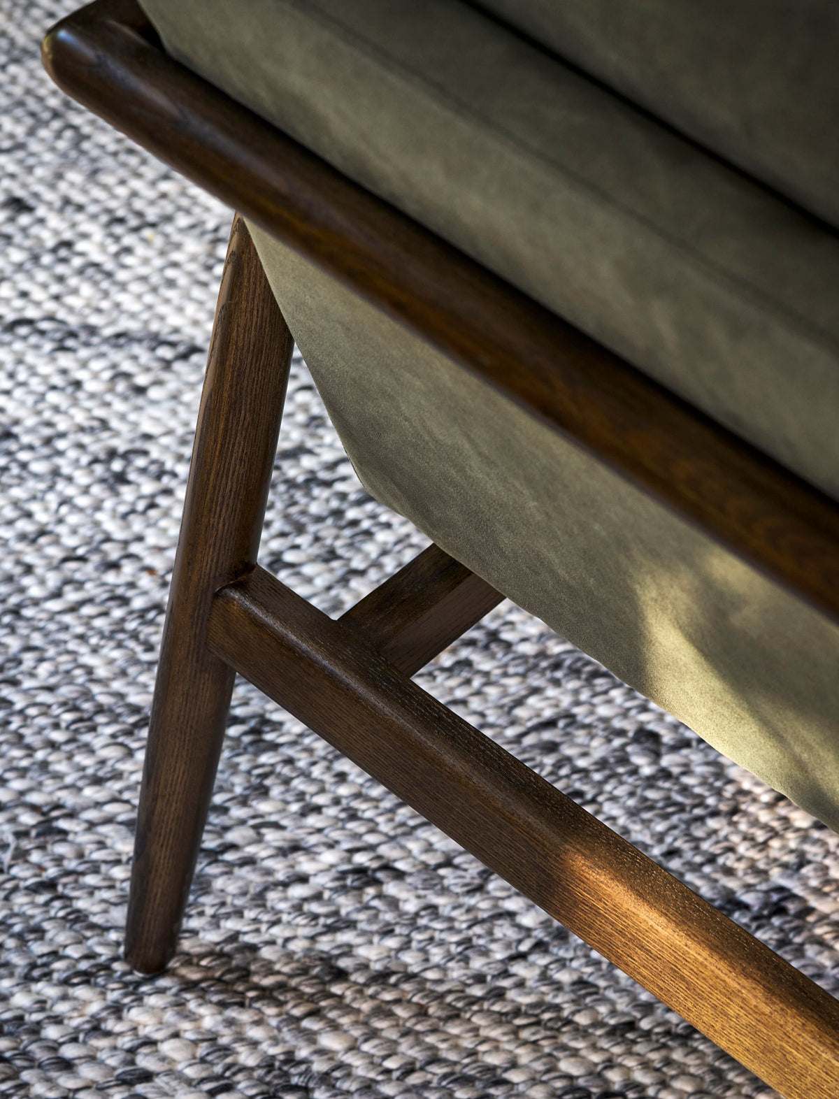 Kennington Armchair – Ash Wood