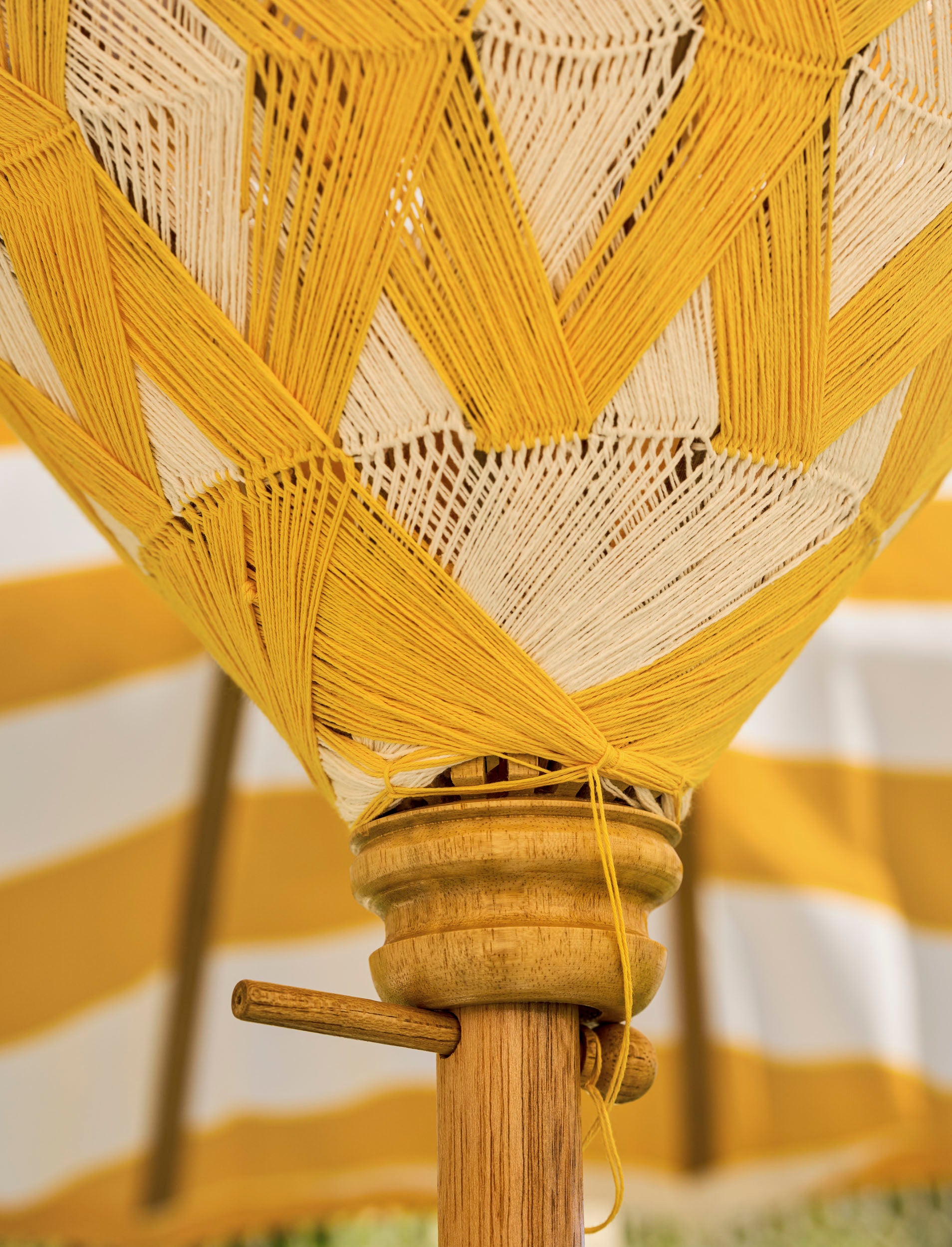 Summerleaze Stripe Parasol – Teak & Yellow