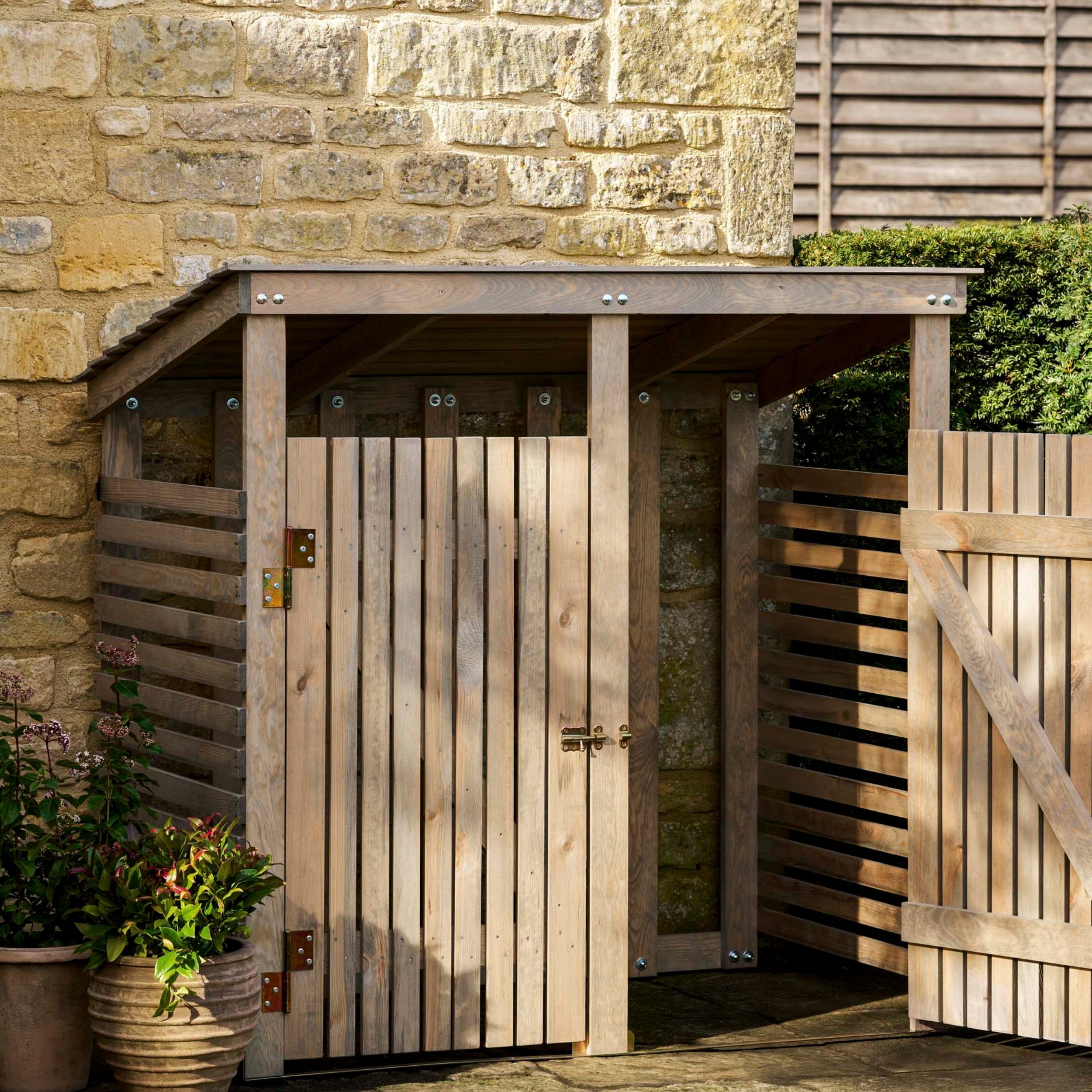 Aldsworth Double Wheelie Bin Store – Spruce