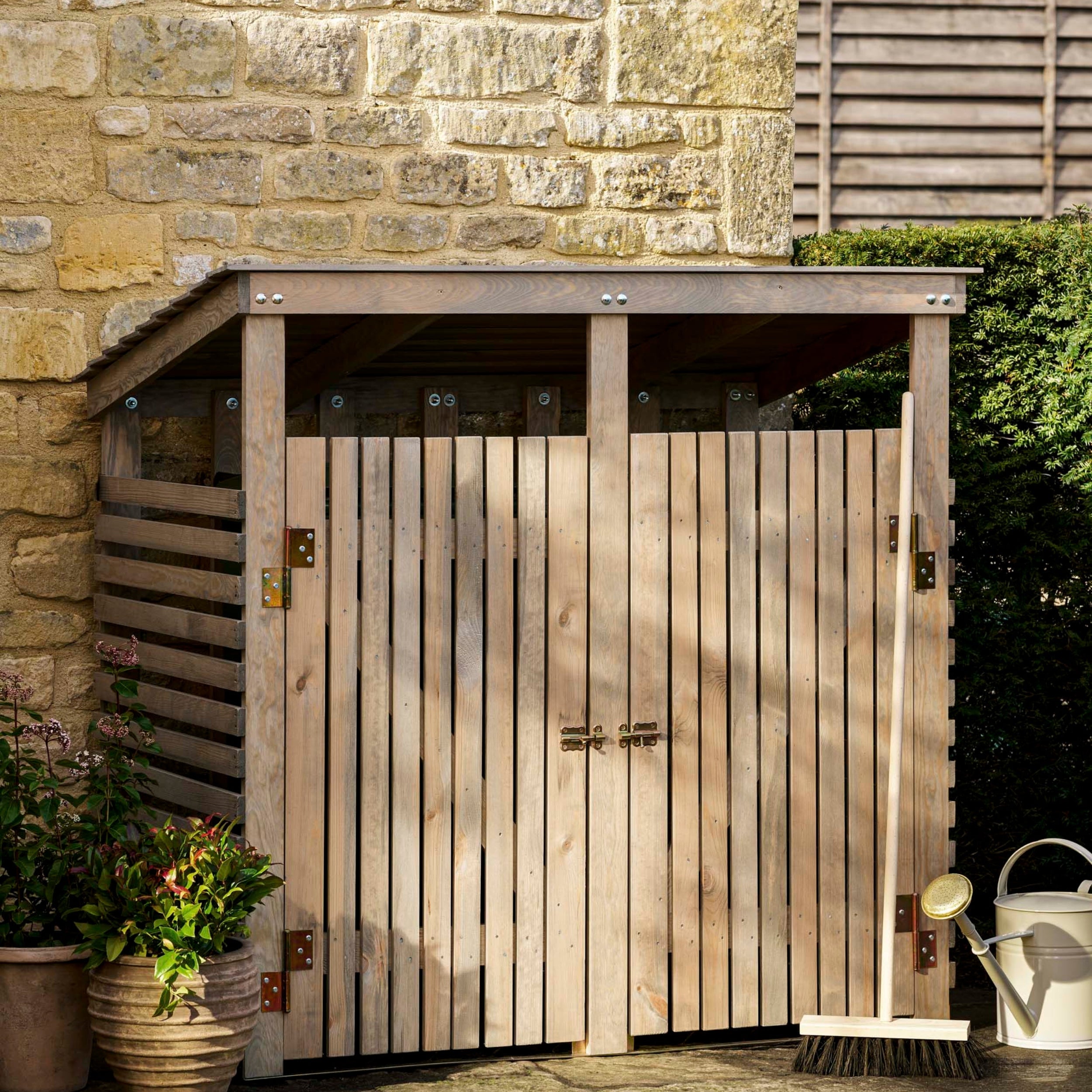 Aldsworth Double Wheelie Bin Store – Spruce