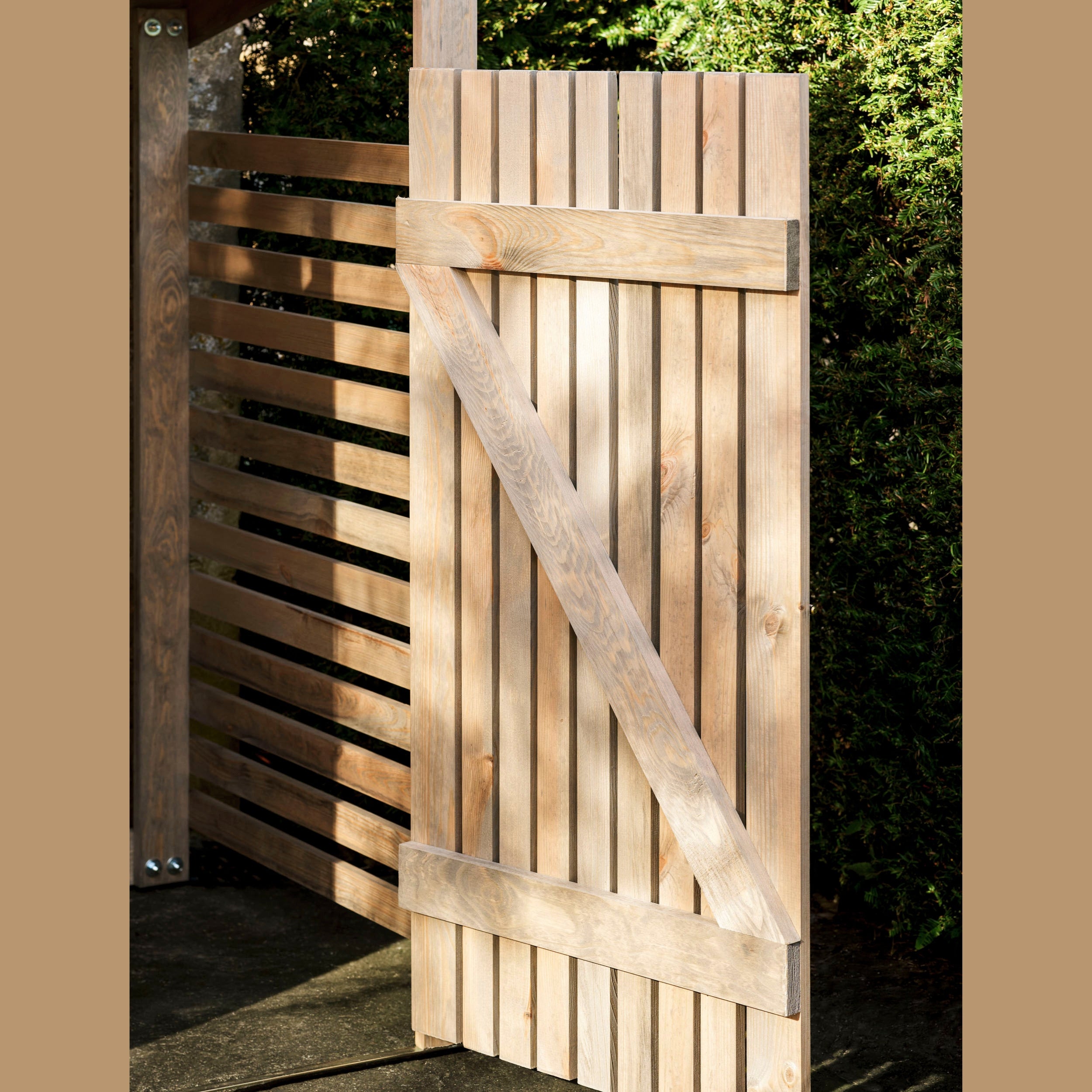 Aldsworth Double Wheelie Bin Store – Spruce