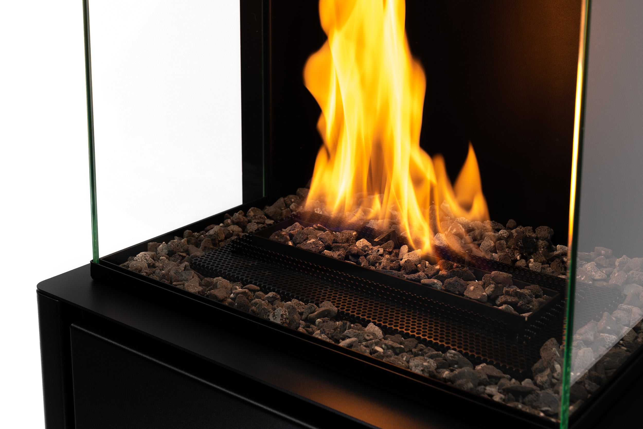 Planika Arcticon Black – Automatic Ethanol Fireplace with BEV Technology®
