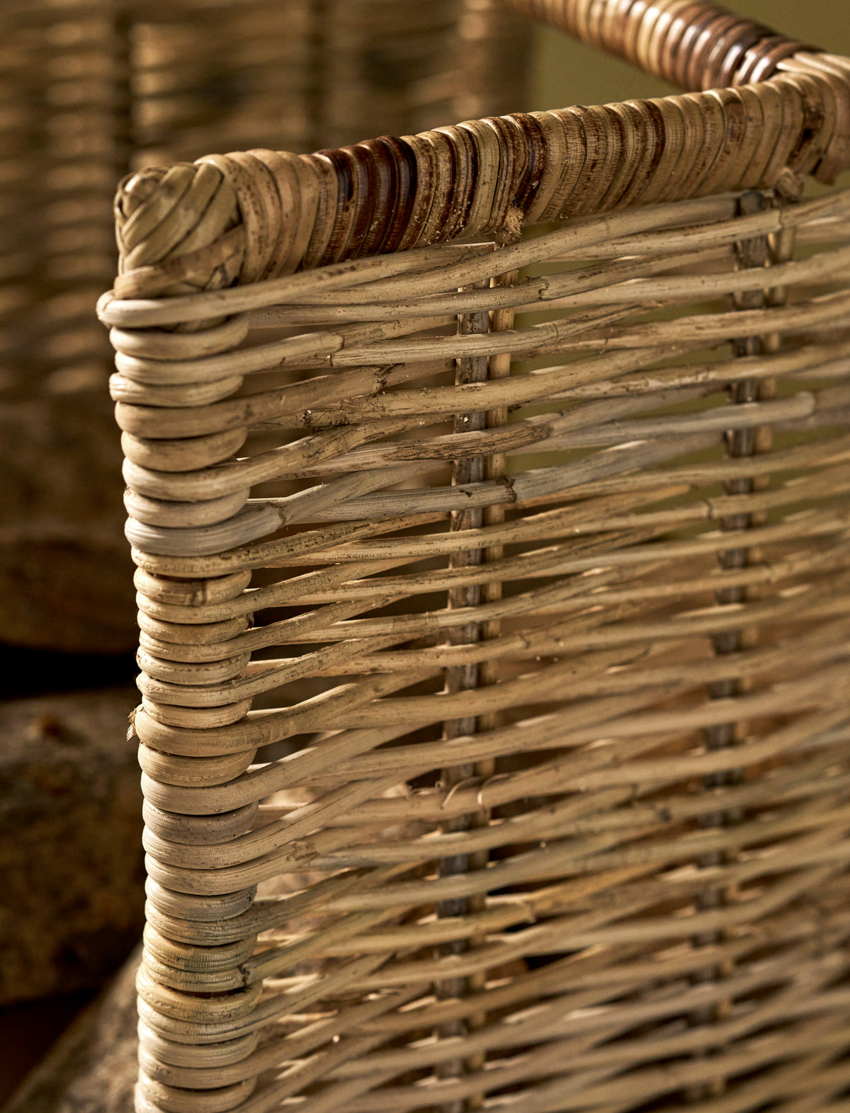 Bembridge Log Holder – Rattan, Natural