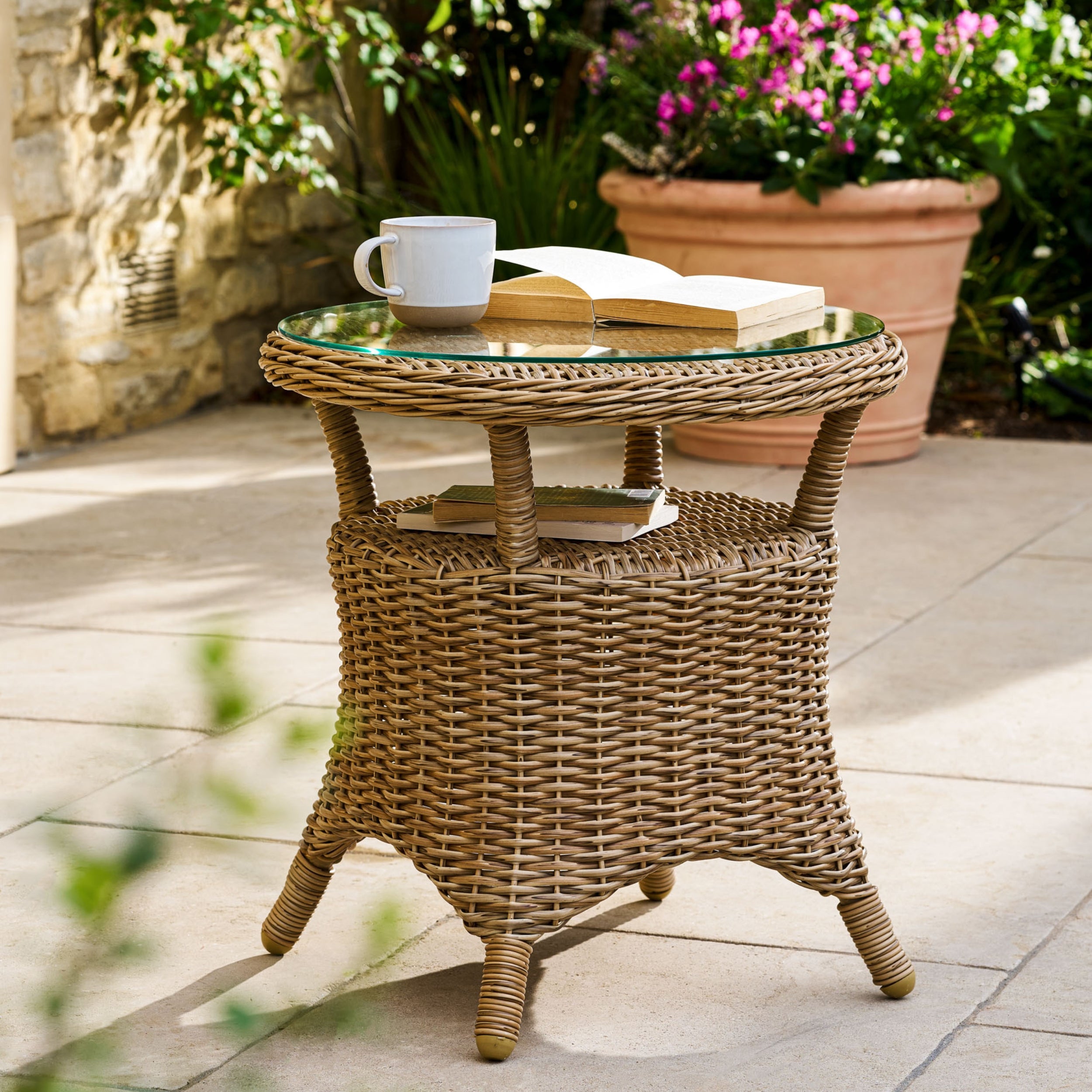 Brayford Outdoor Chair Set – PE Rattan, 2 Chairs & Side Table