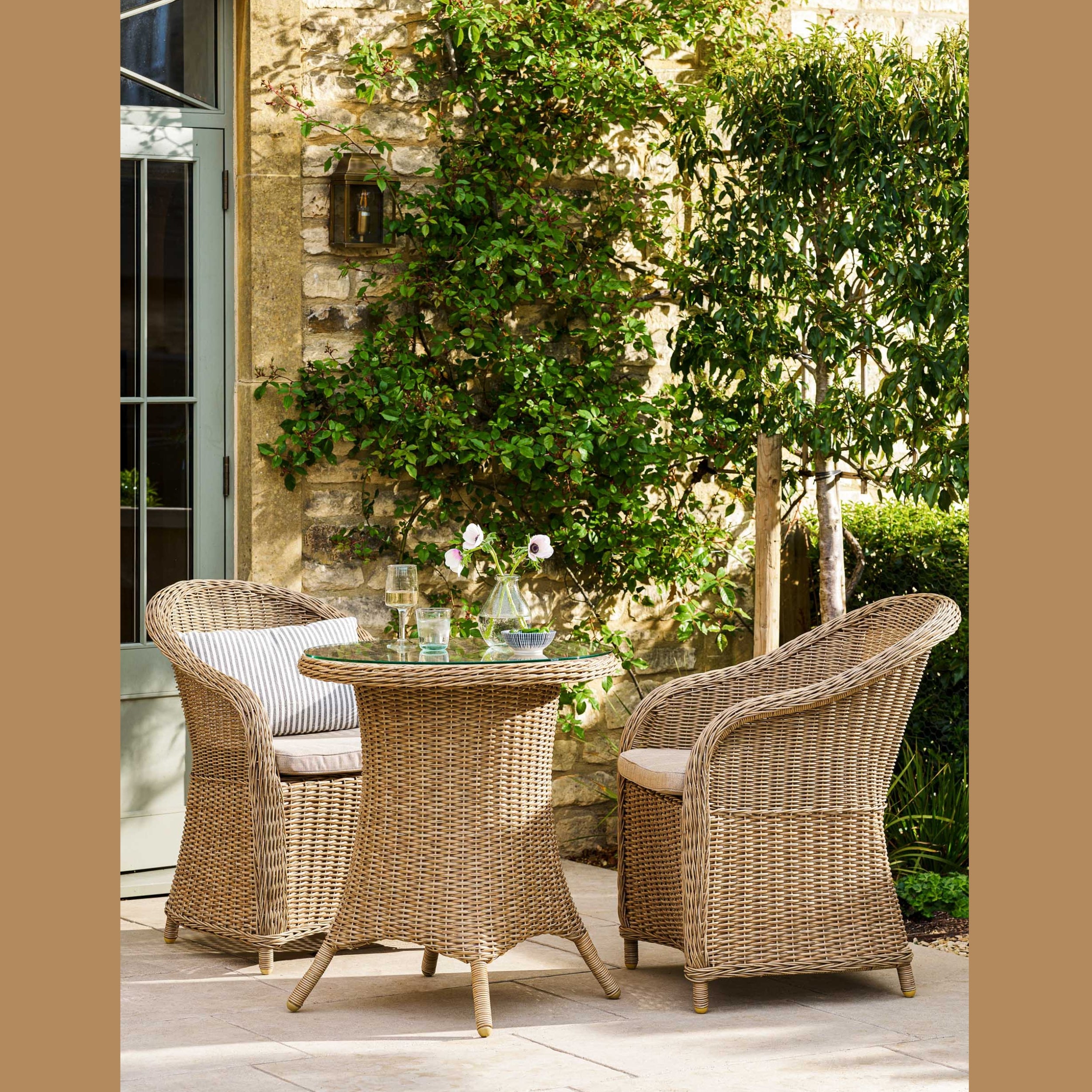 Brayford Outdoor Bistro Set – PE Rattan, Table & 2 Chairs