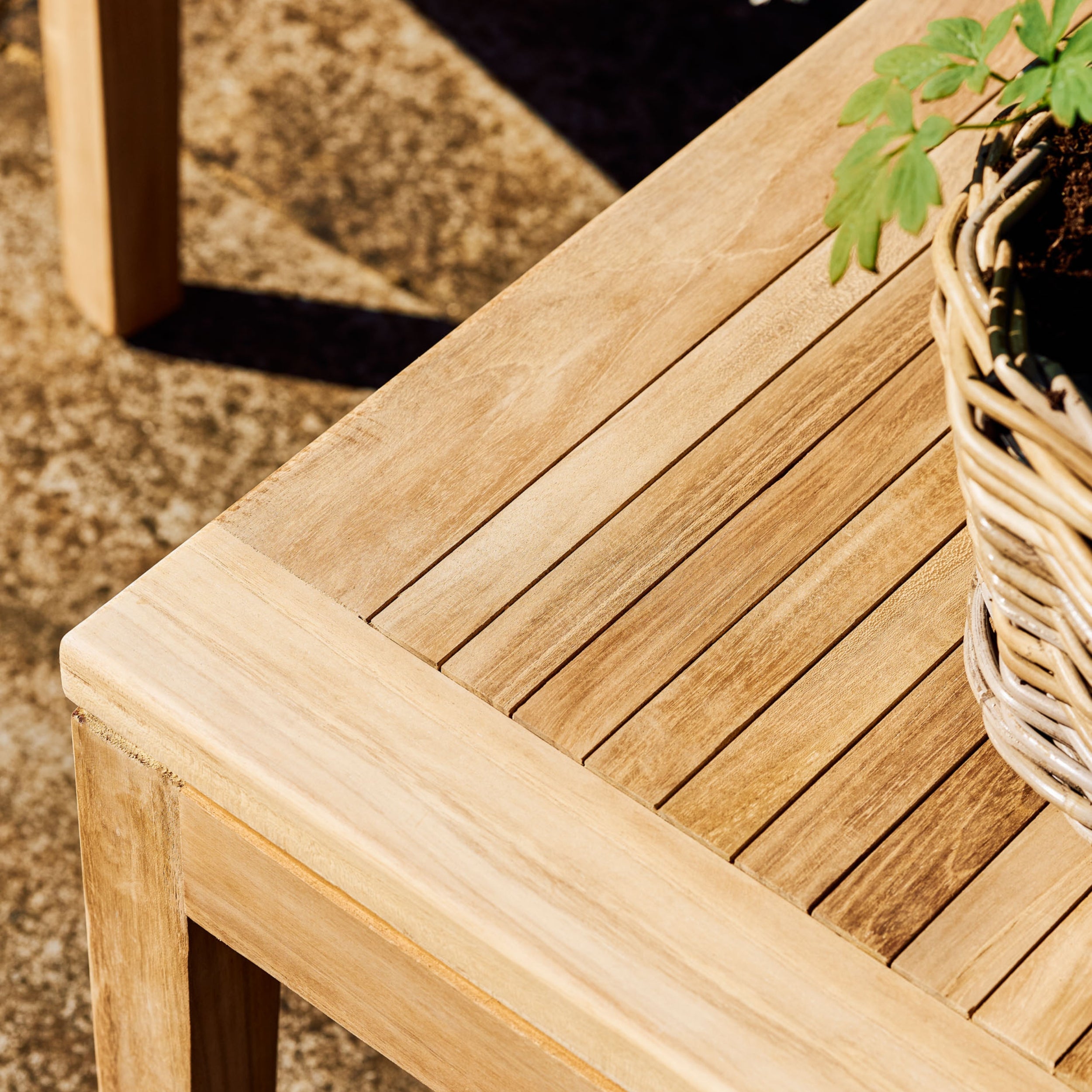 Comfort 4-Seater Teak Lounge Set with Coffee Table