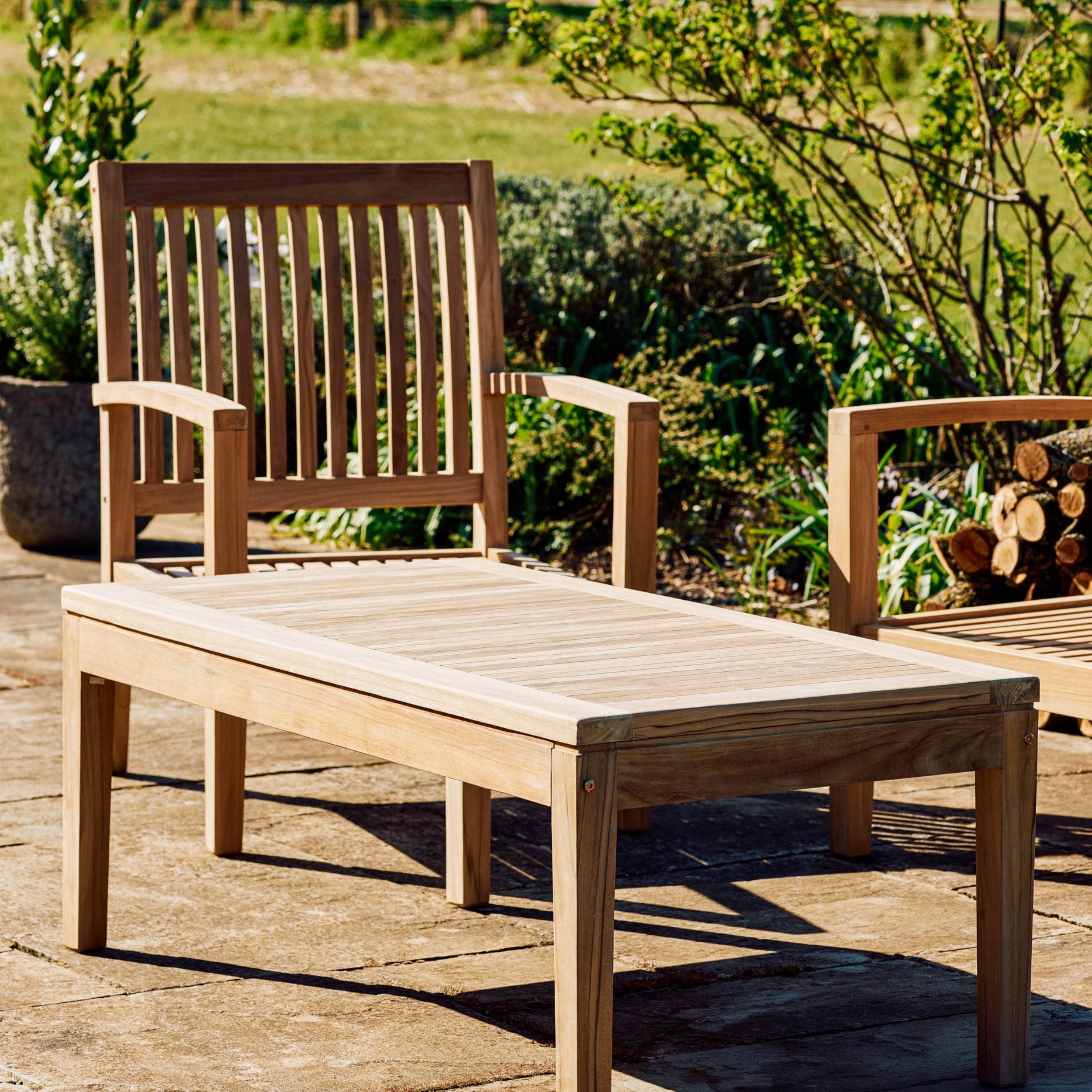 Comfort 4-Seater Teak Lounge Set with Coffee Table