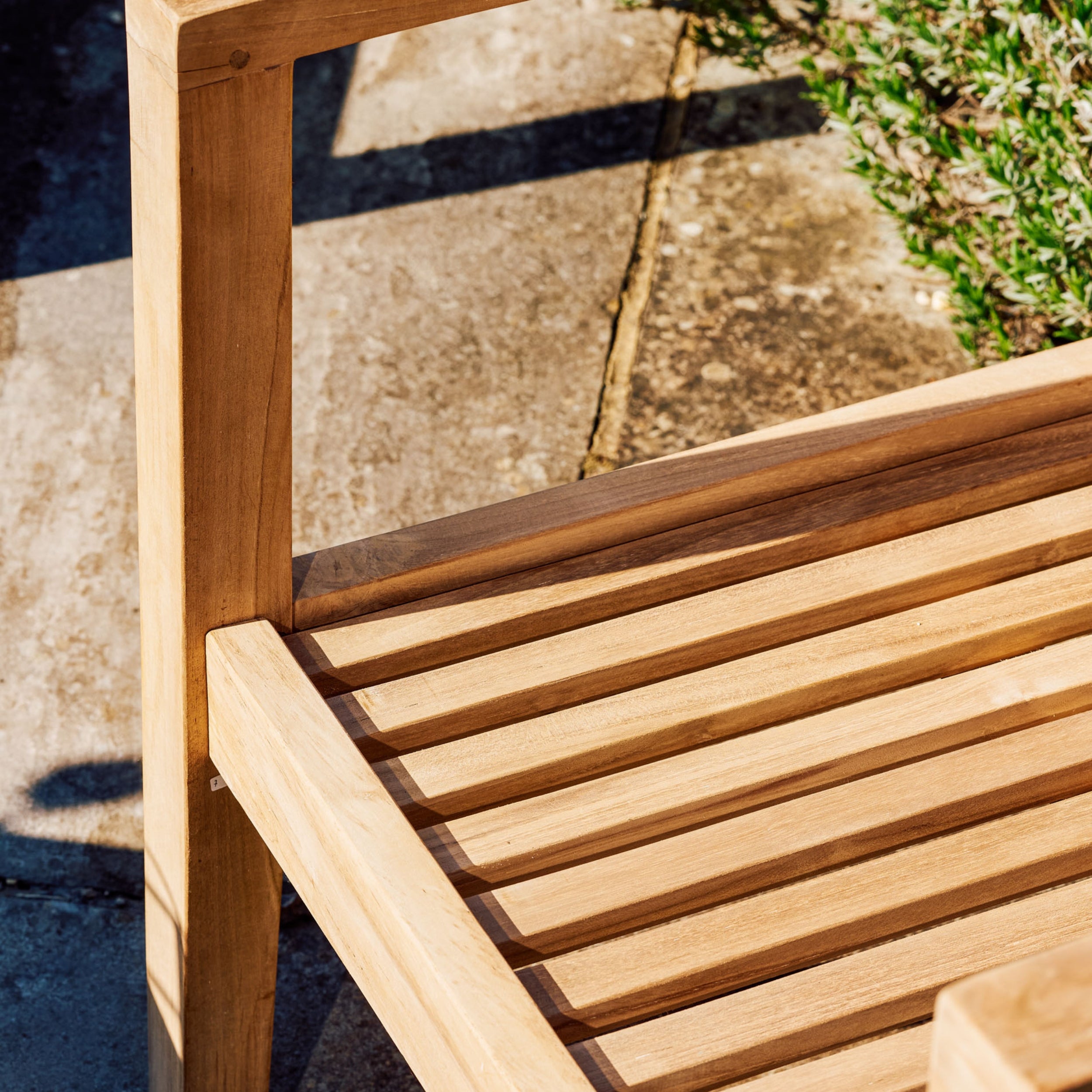 Comfort 4-Seater Teak Lounge Set with Coffee Table