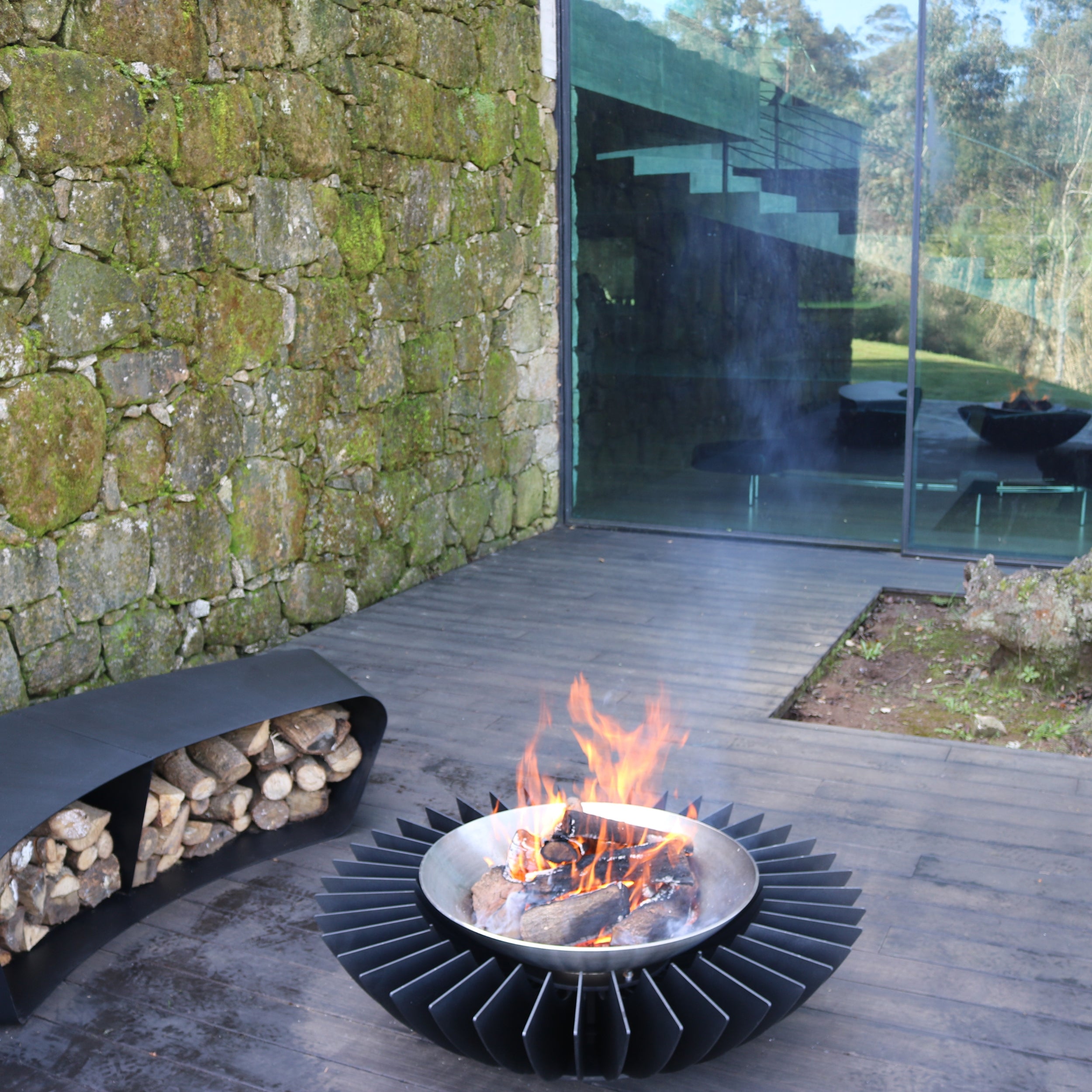 GlammFire Cosmo 13 Outdoor Fire Pit – Wood & Charcoal