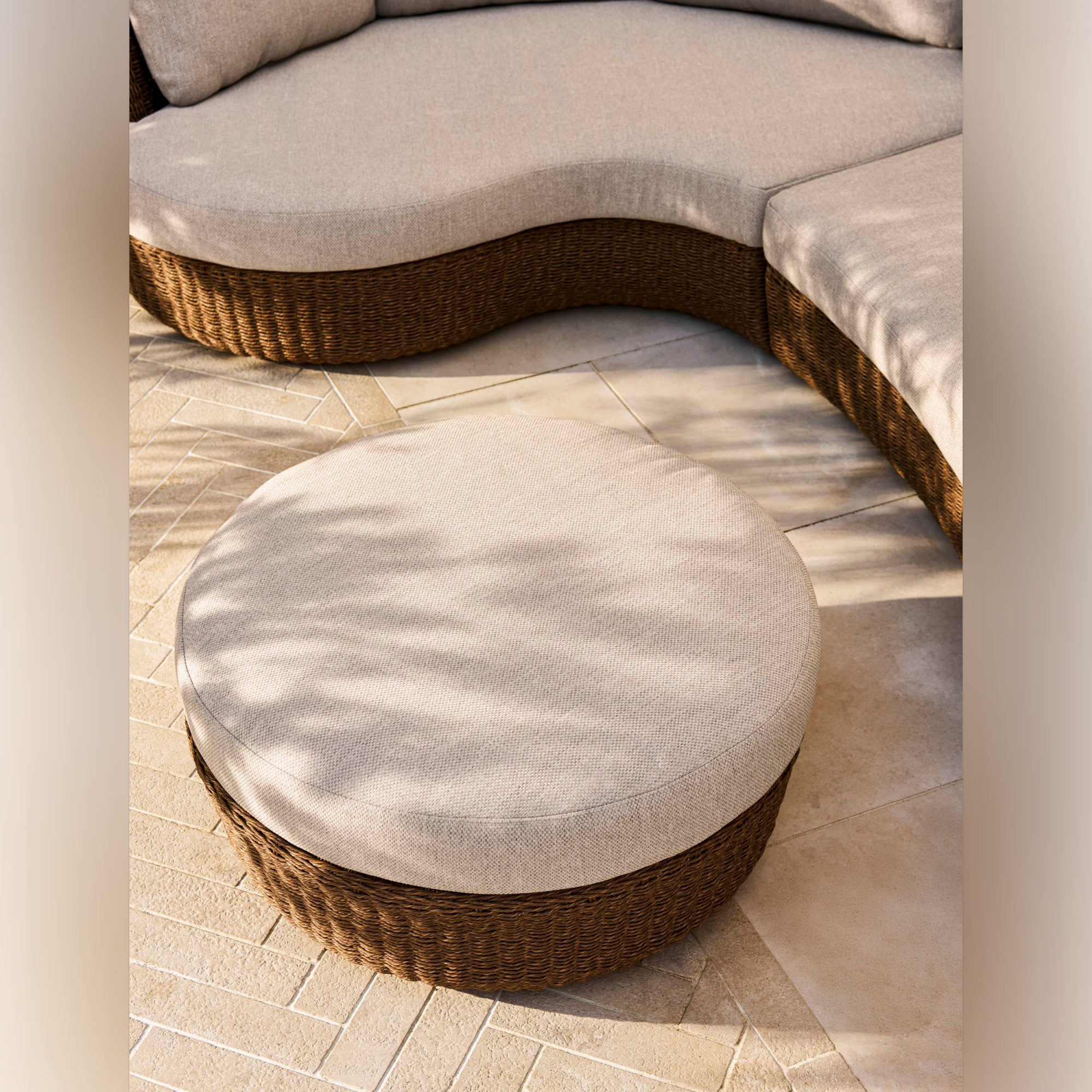 Hambridge Curved Outdoor Sofa Set – Dark Natural PE Rattan