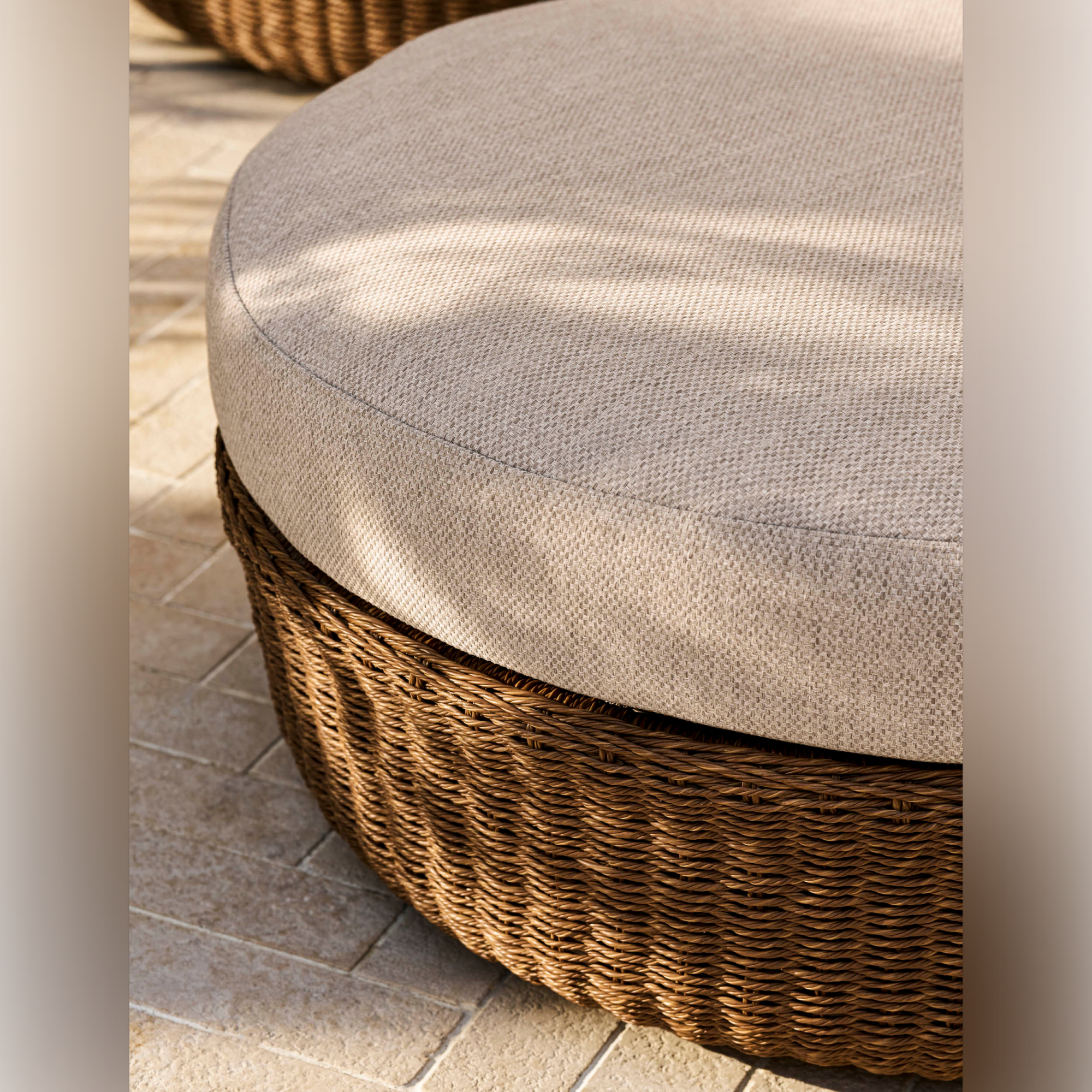 Hambridge Curved Outdoor Sofa Set – Dark Natural PE Rattan