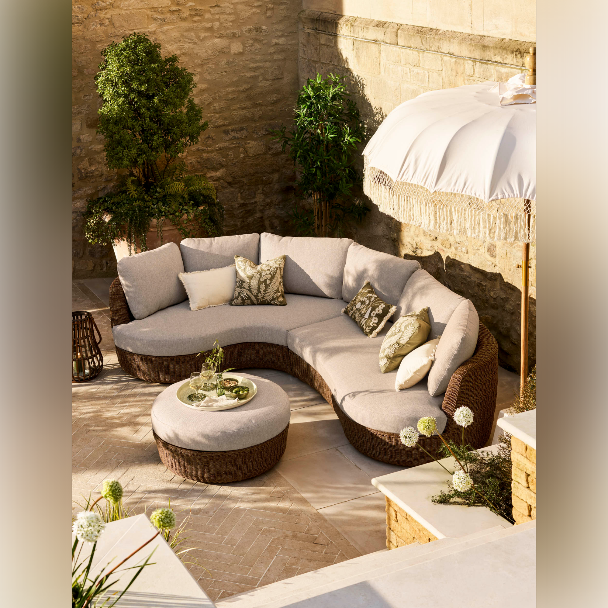 Hambridge Curved Outdoor Sofa Set – Dark Natural PE Rattan