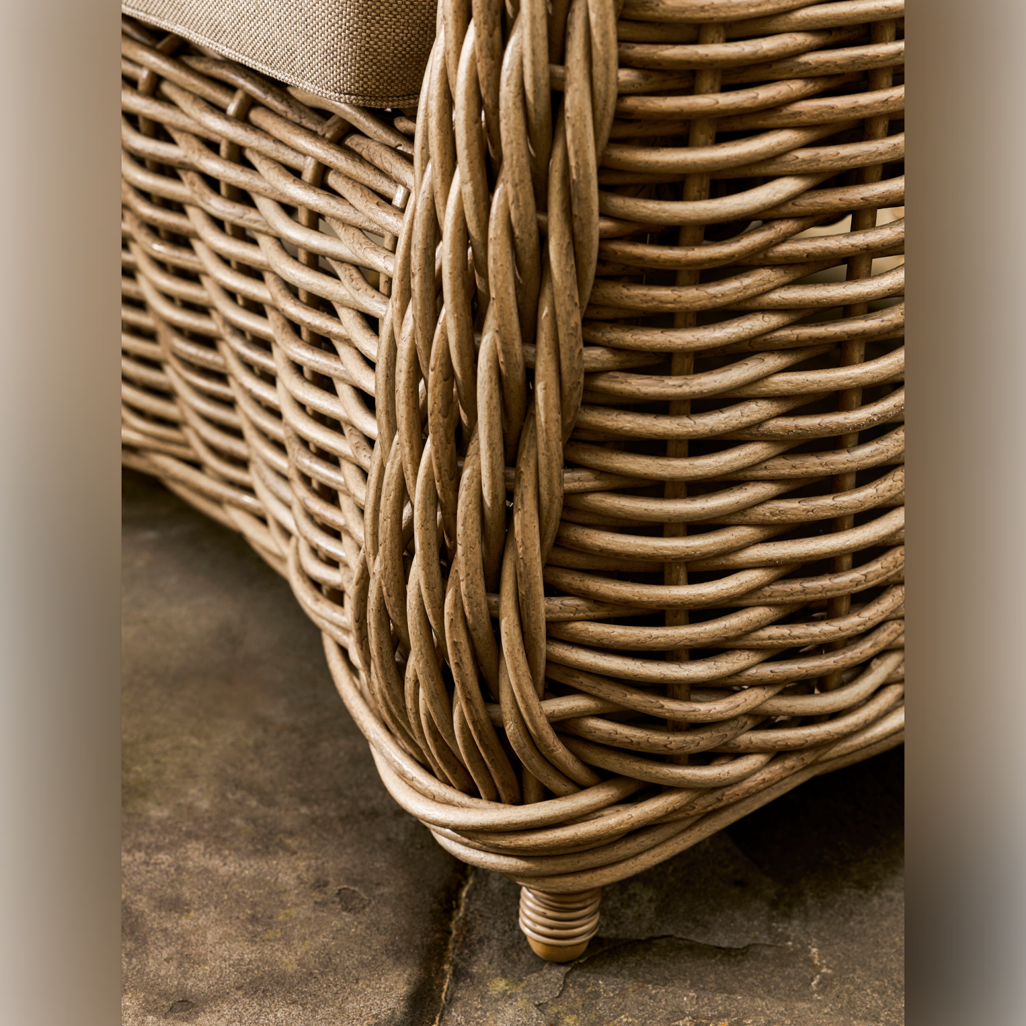 Lechlade Armchair – Natural PE Rattan