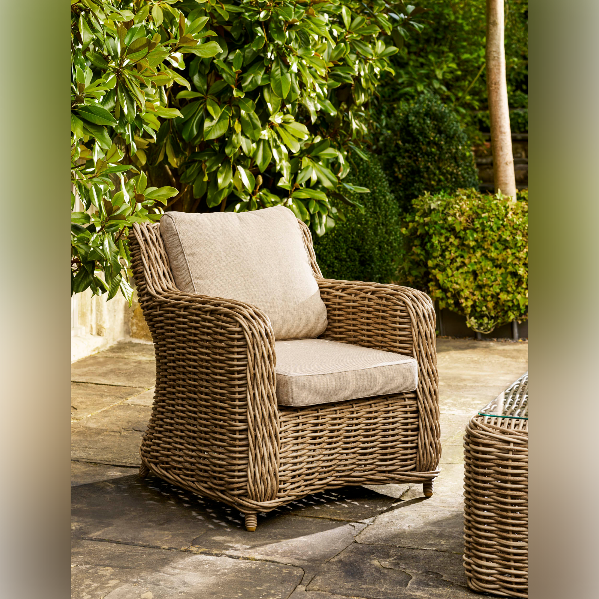 Lechlade Armchair – Natural PE Rattan