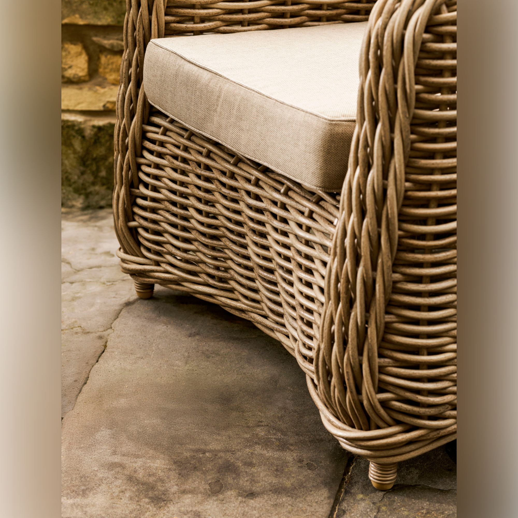 Lechlade Armchair – Natural PE Rattan