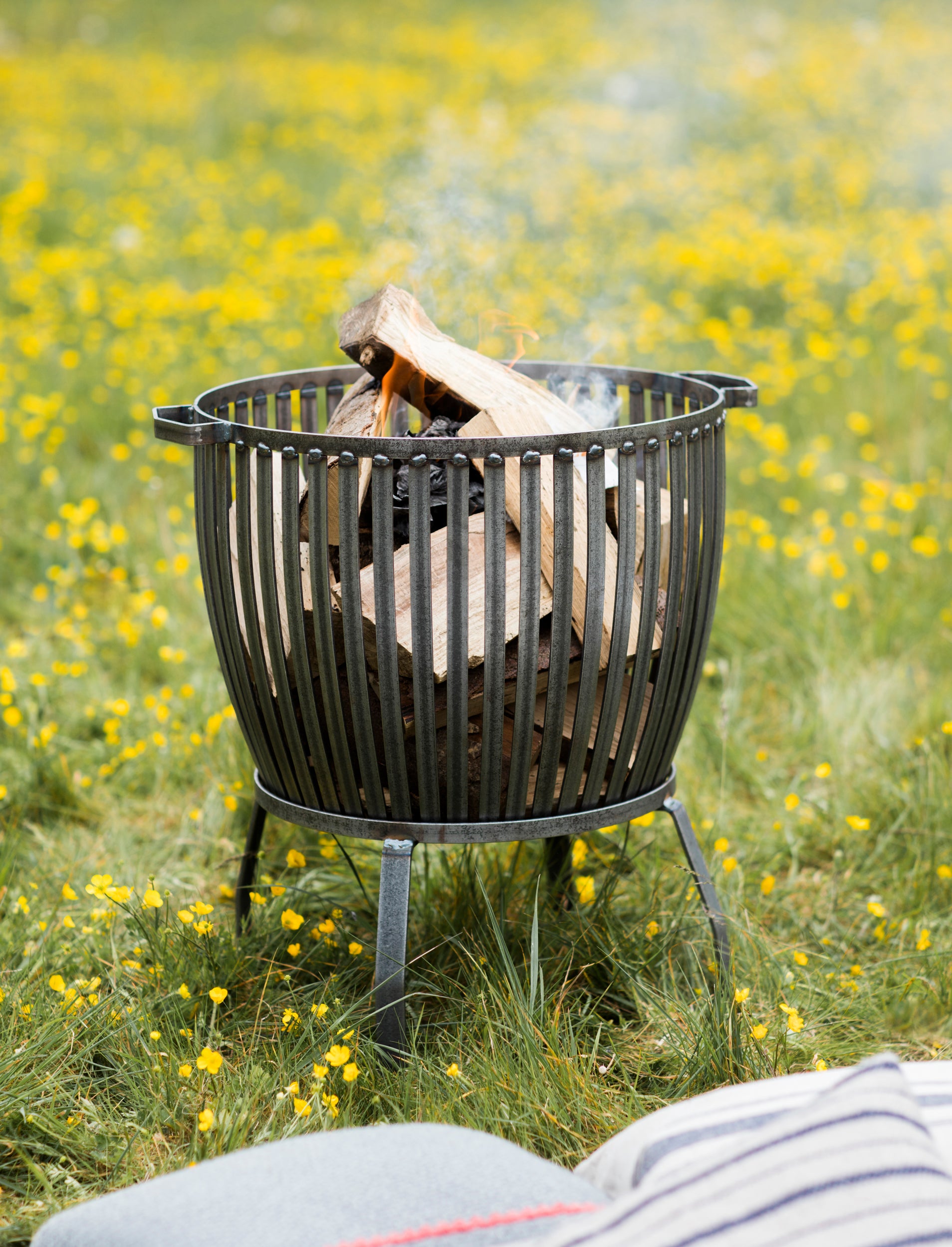 Garden Trading Barrington Steel Fire Pit – Grey, Large