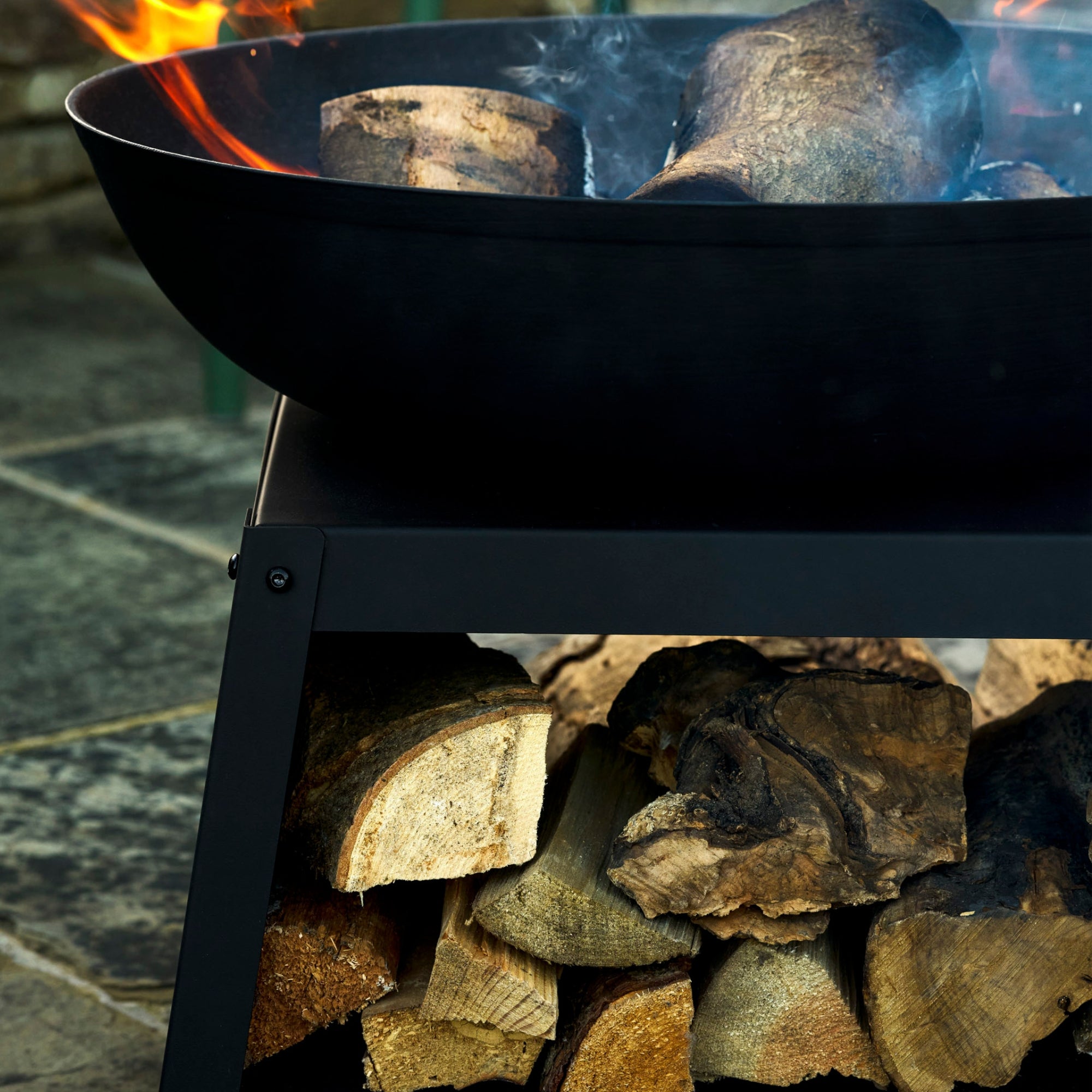 Sarsden Medium Fire Pit Bowl & Log Store — Black Steel