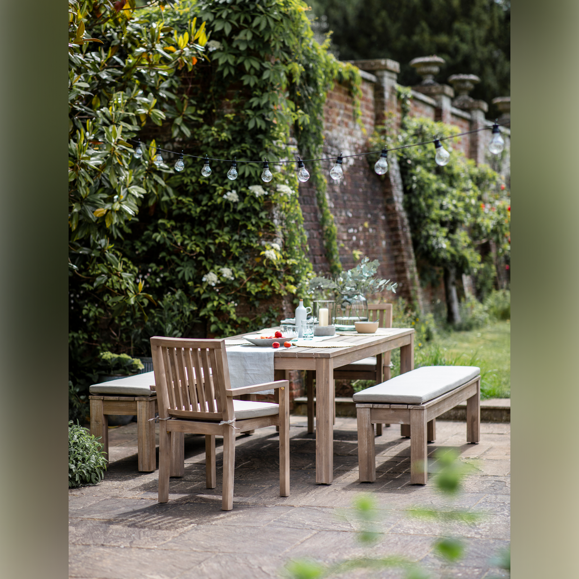 Porthallow Outdoor Dining Table – Natural Acacia