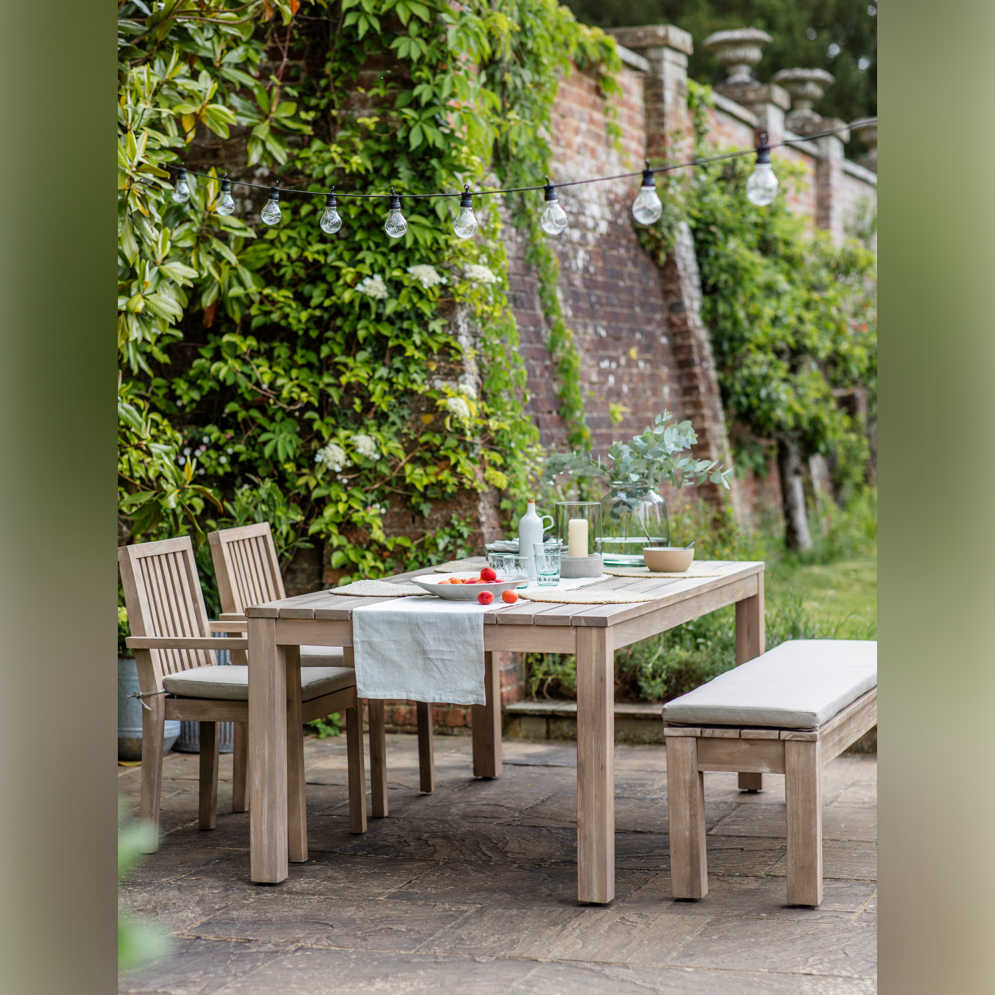 Porthallow Outdoor Dining Table – Natural Acacia