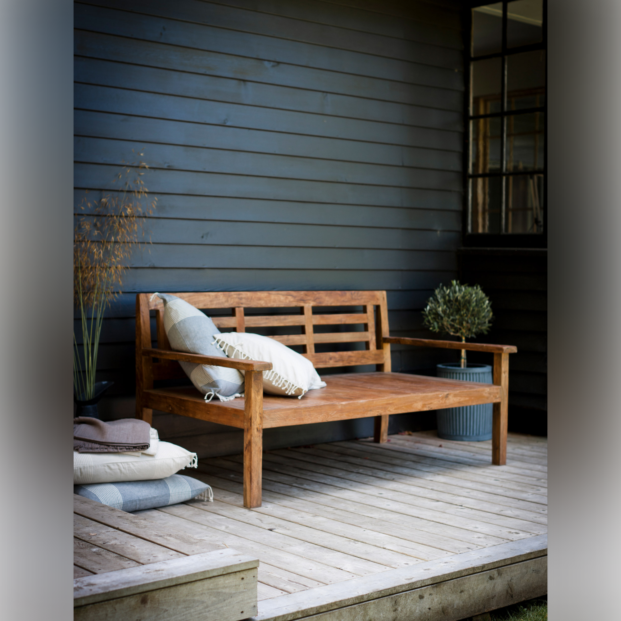 Chastleton Outdoor Bench – Reclaimed Teak
