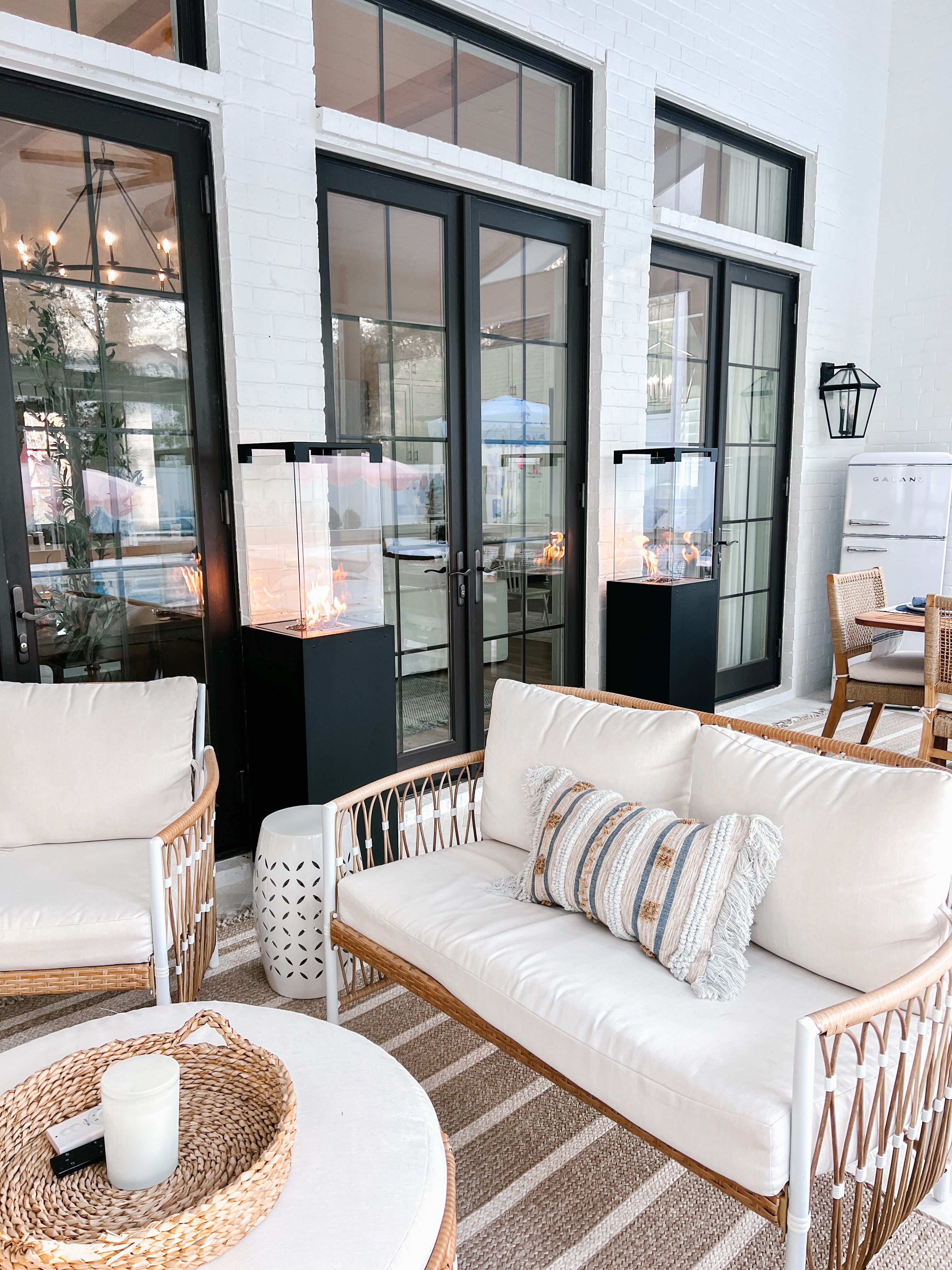 Planika Faro - Jet Black with Cover