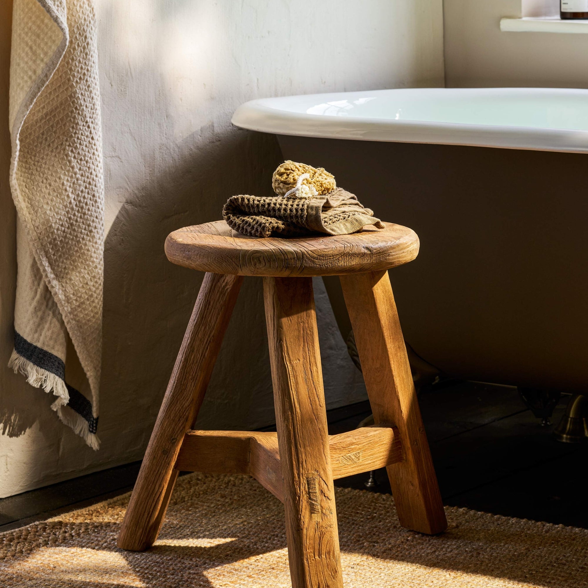 Hawthorne Reclaimed Teak Indoor/Outdoor Stool – Natural
