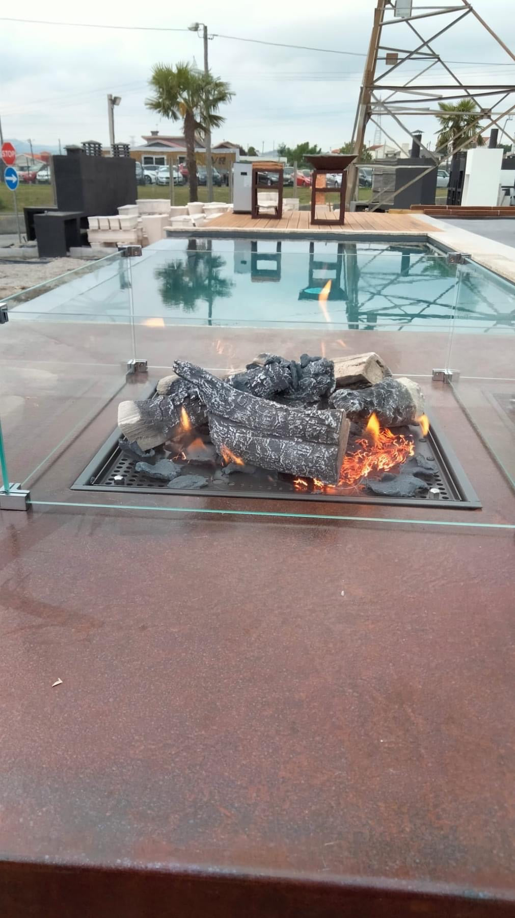 Outdoor Built-In Gas Fire Pit Insert | Italkero QUADRO 40 | LPG / Natural Gas