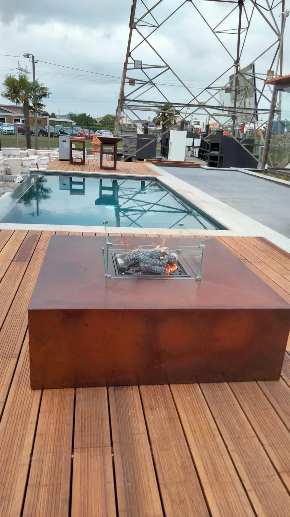 Outdoor Built-In Gas Fire Pit Insert | Italkero QUADRO 40 | LPG / Natural Gas