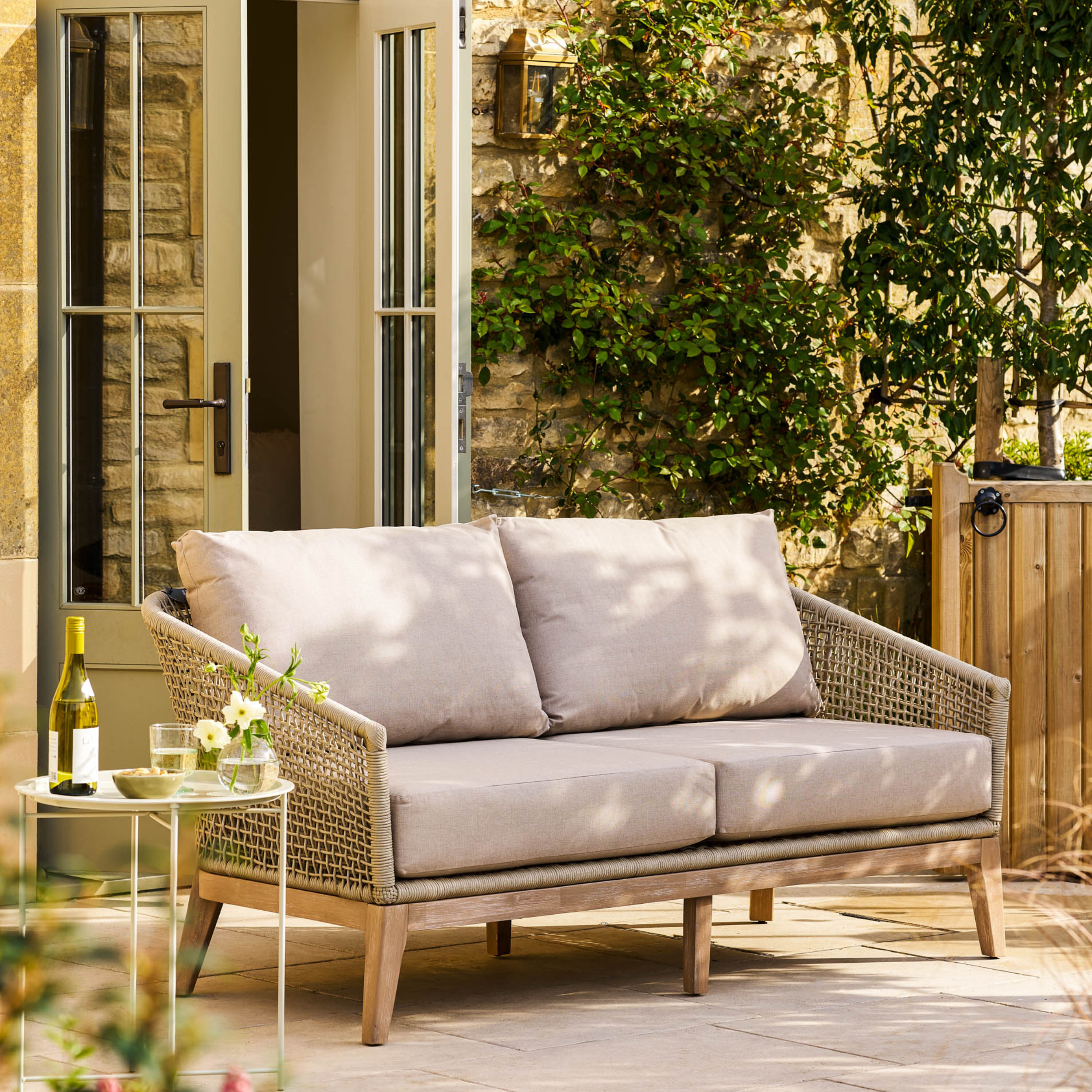 Lynton 2-Seater Outdoor Sofa – Acacia Wood & Grey Cushions
