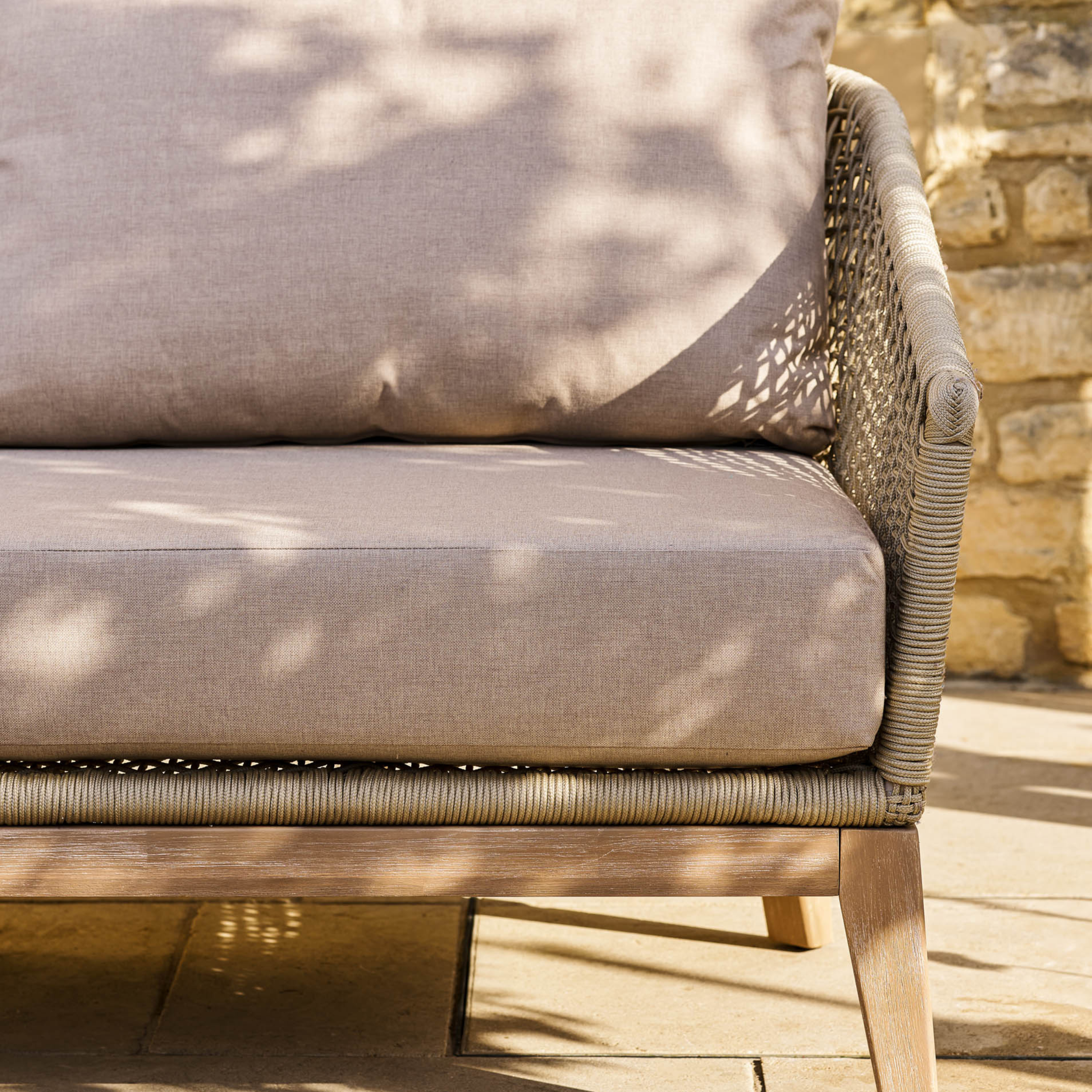 Lynton 2-Seater Outdoor Sofa – Acacia Wood & Grey Cushions