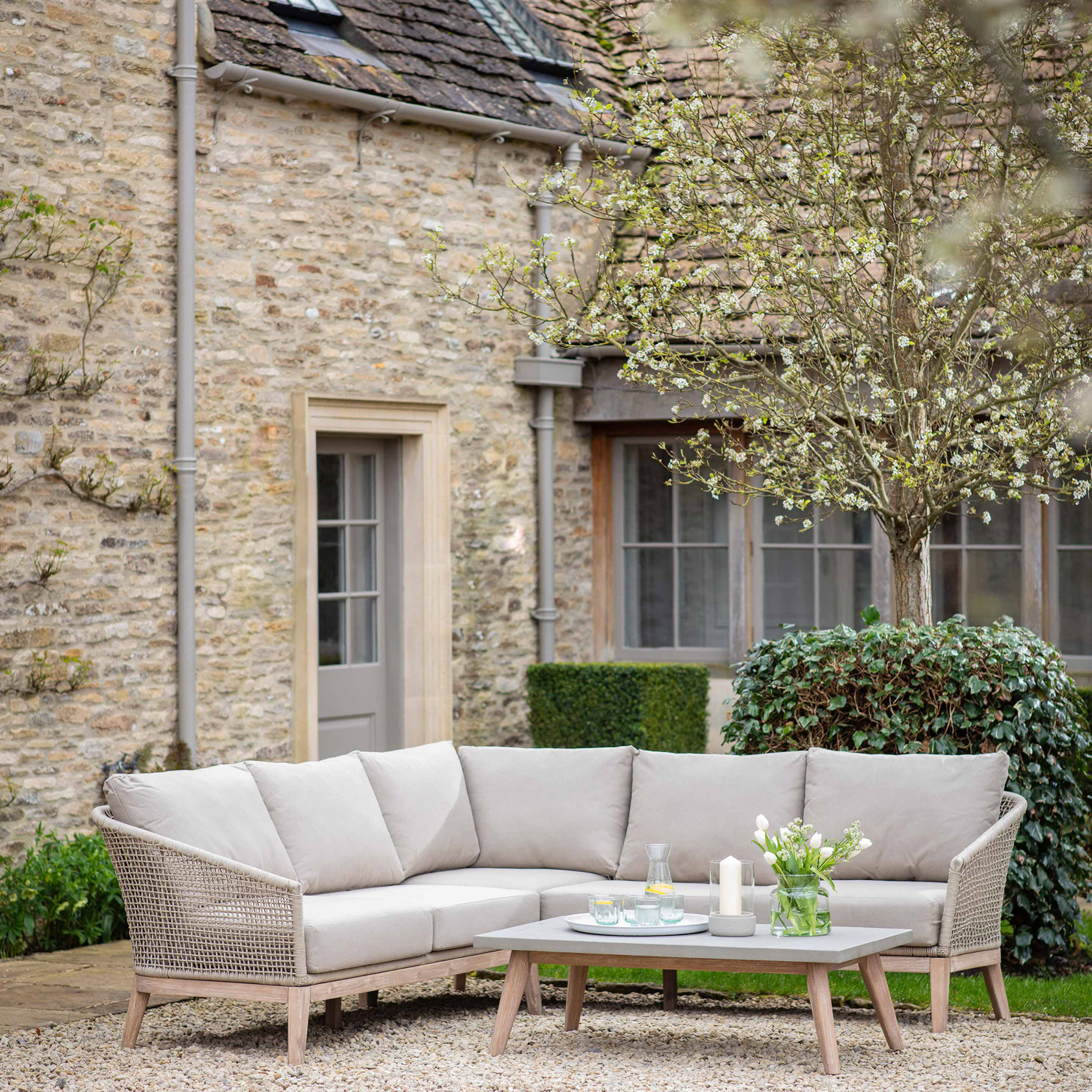Lynton Corner Outdoor Sofa Set – Acacia Wood & Grey Cushions