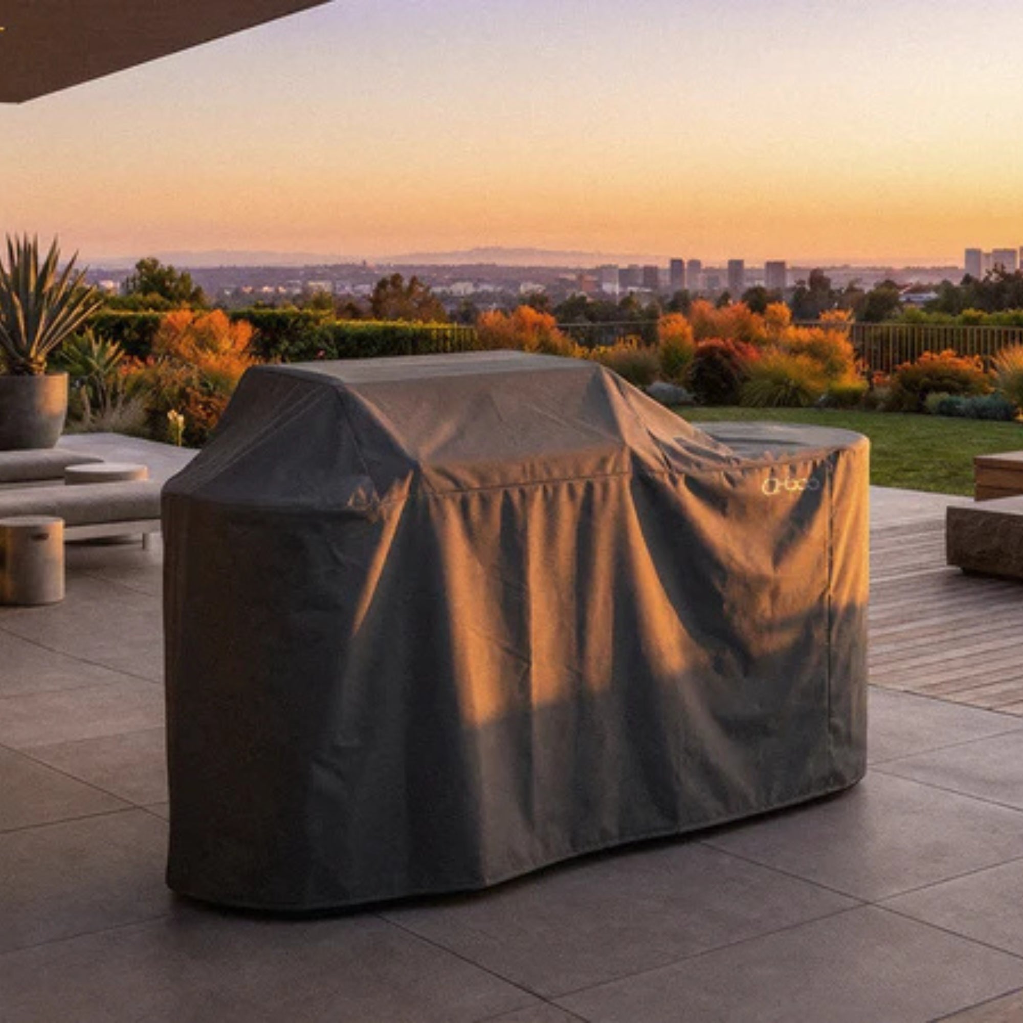 Q-Boo OVO GM Medium Freestanding Outdoor Kitchen