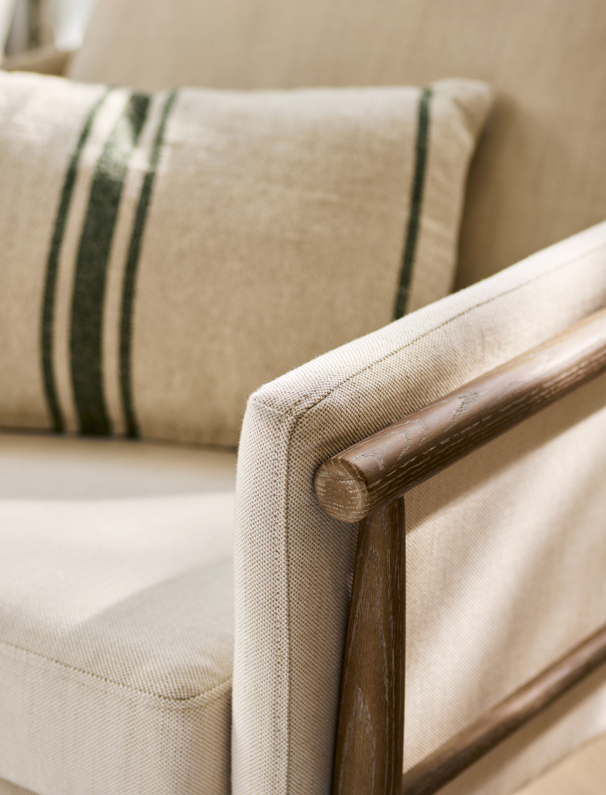 Kennington Armchair – Ash Wood