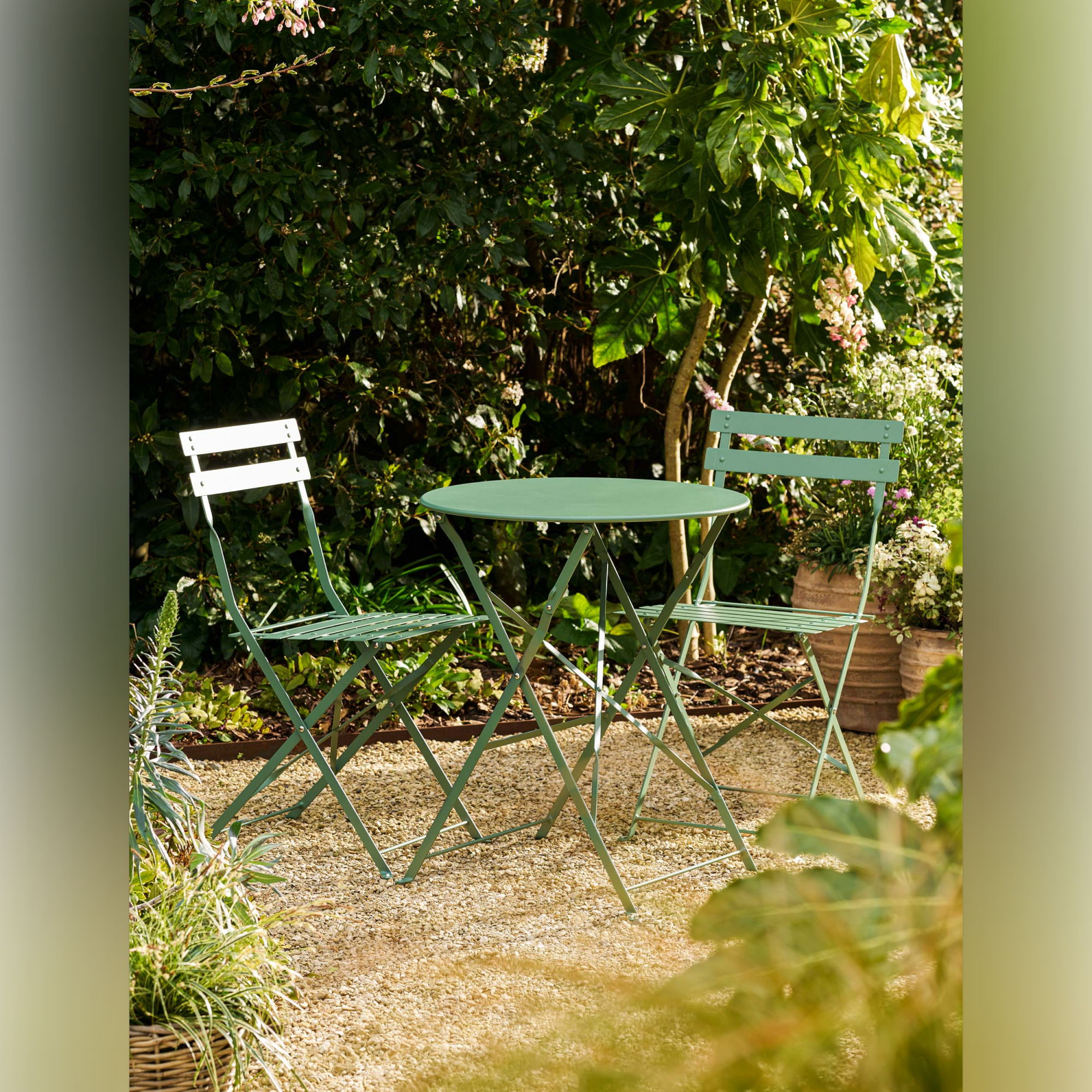 Rive Droite Small Outdoor Bistro Set – Powder Coated Steel