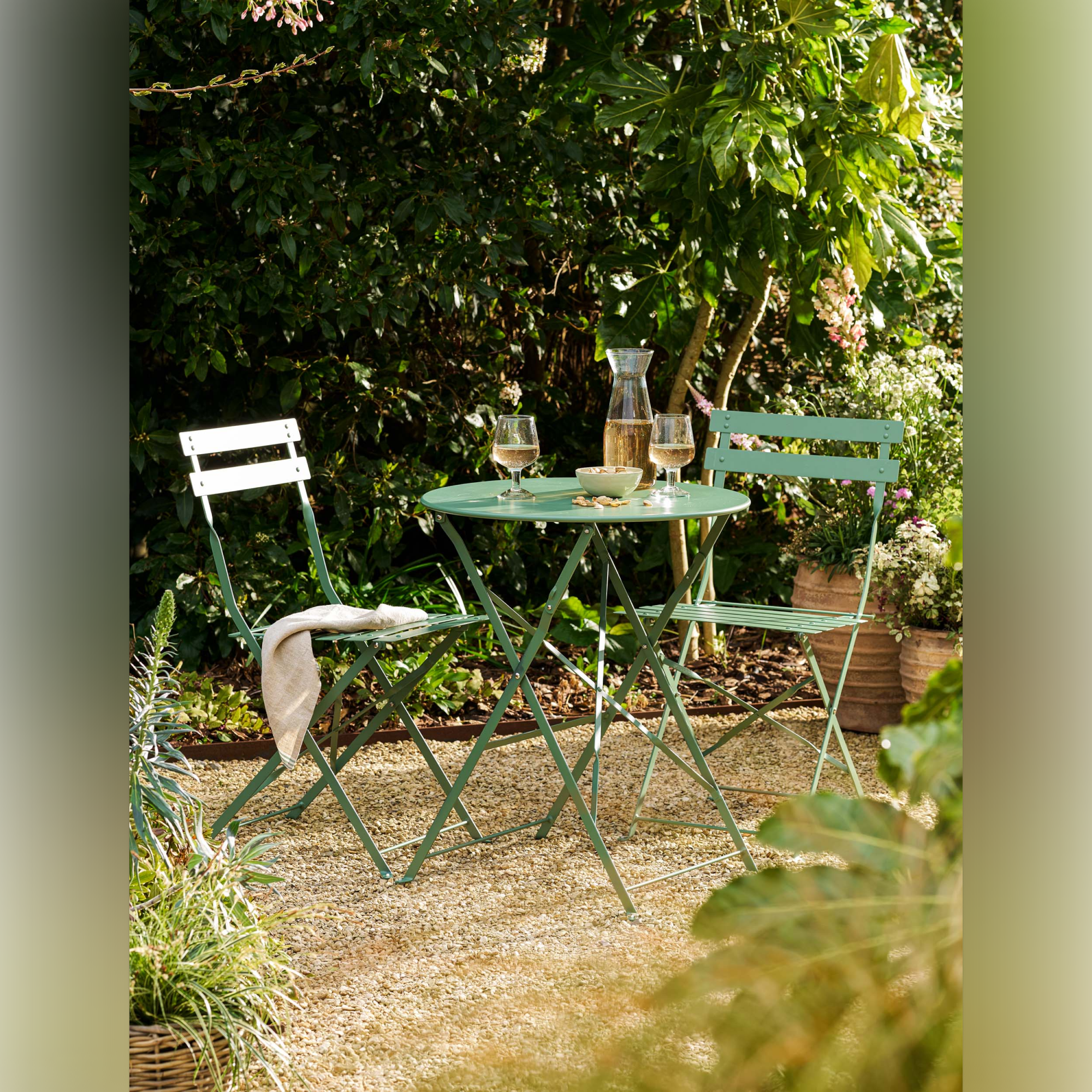 Rive Droite Small Outdoor Bistro Set – Powder Coated Steel