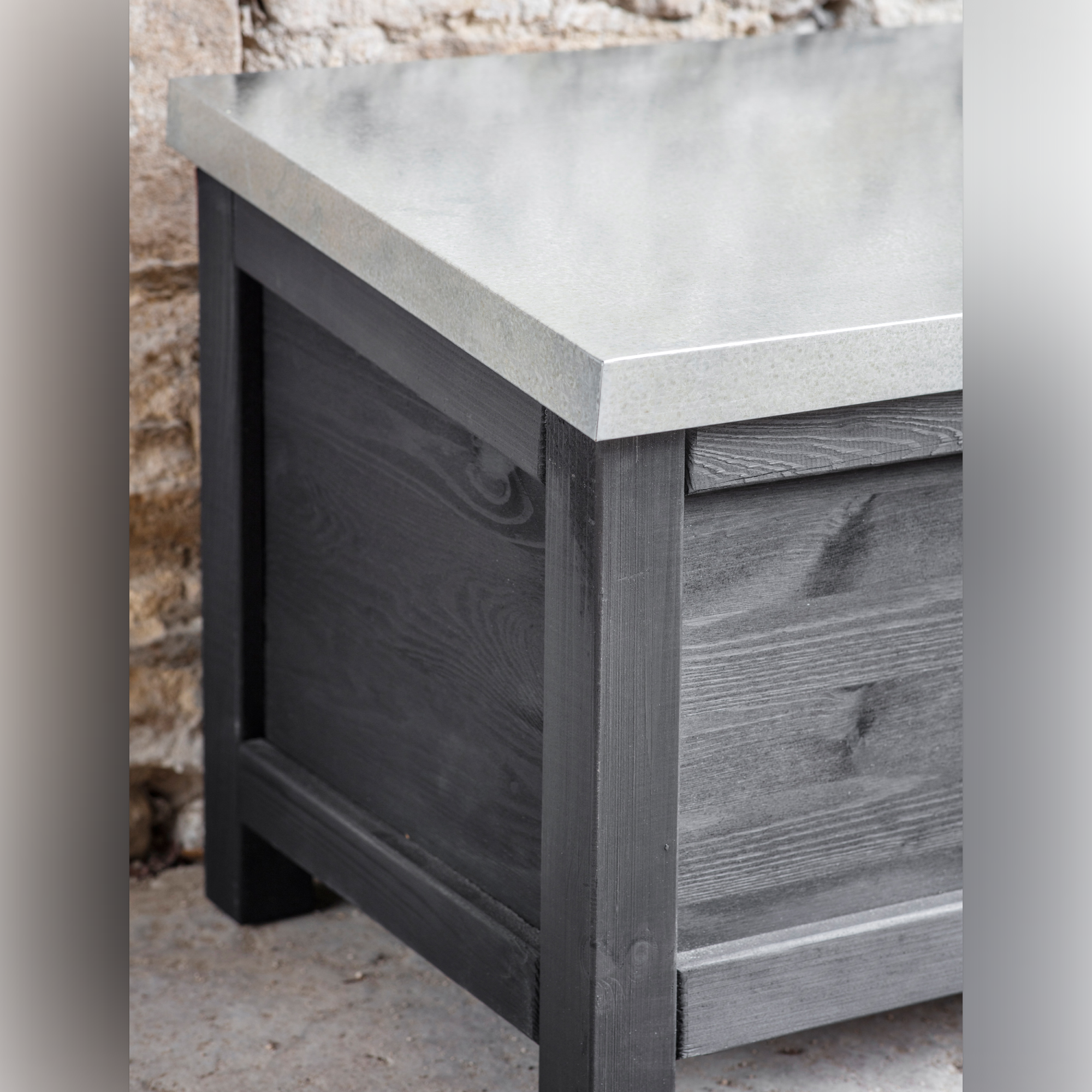 Moreton Small Black Outdoor Storage Box – Spruce Garden Storage