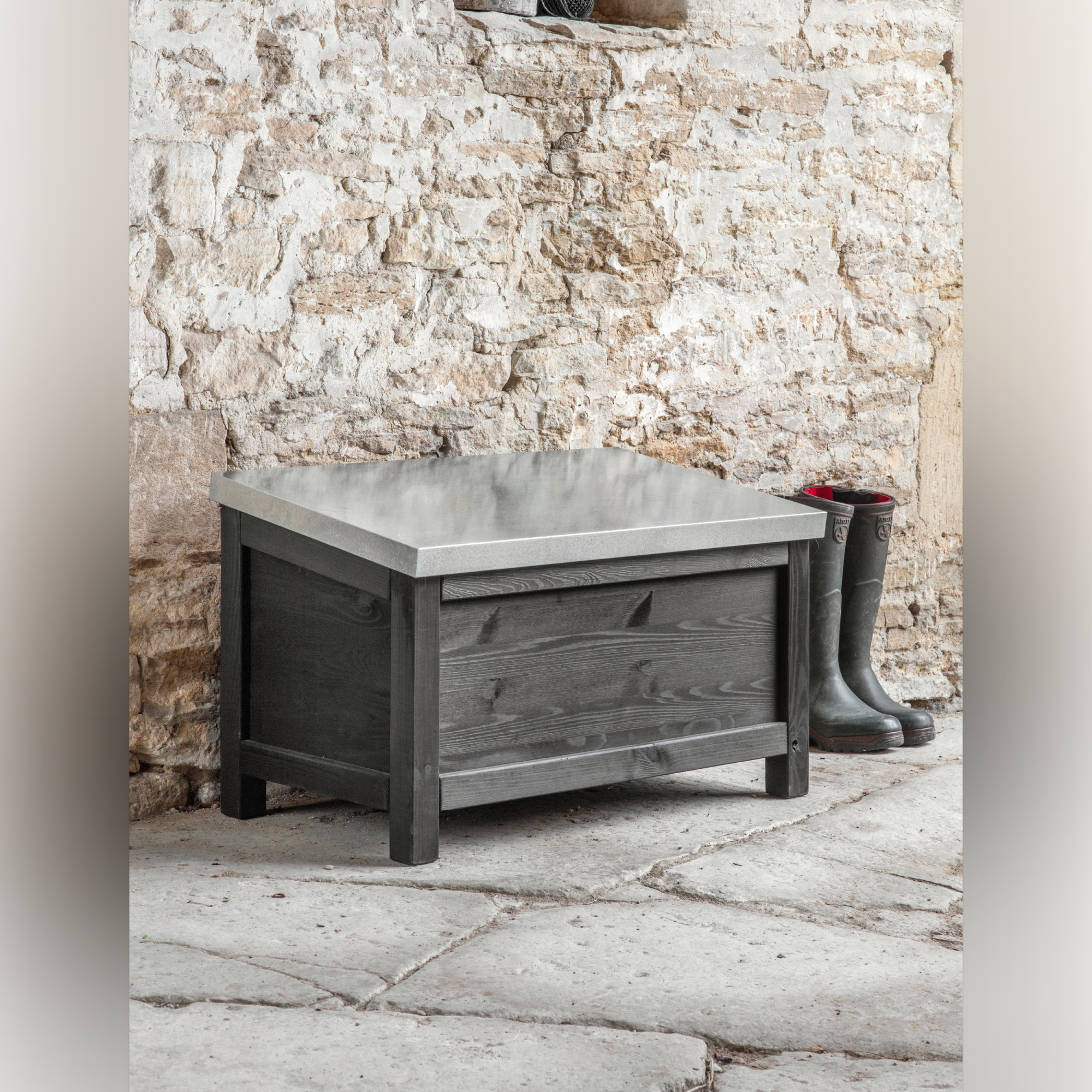 Moreton Small Black Outdoor Storage Box – Spruce Garden Storage