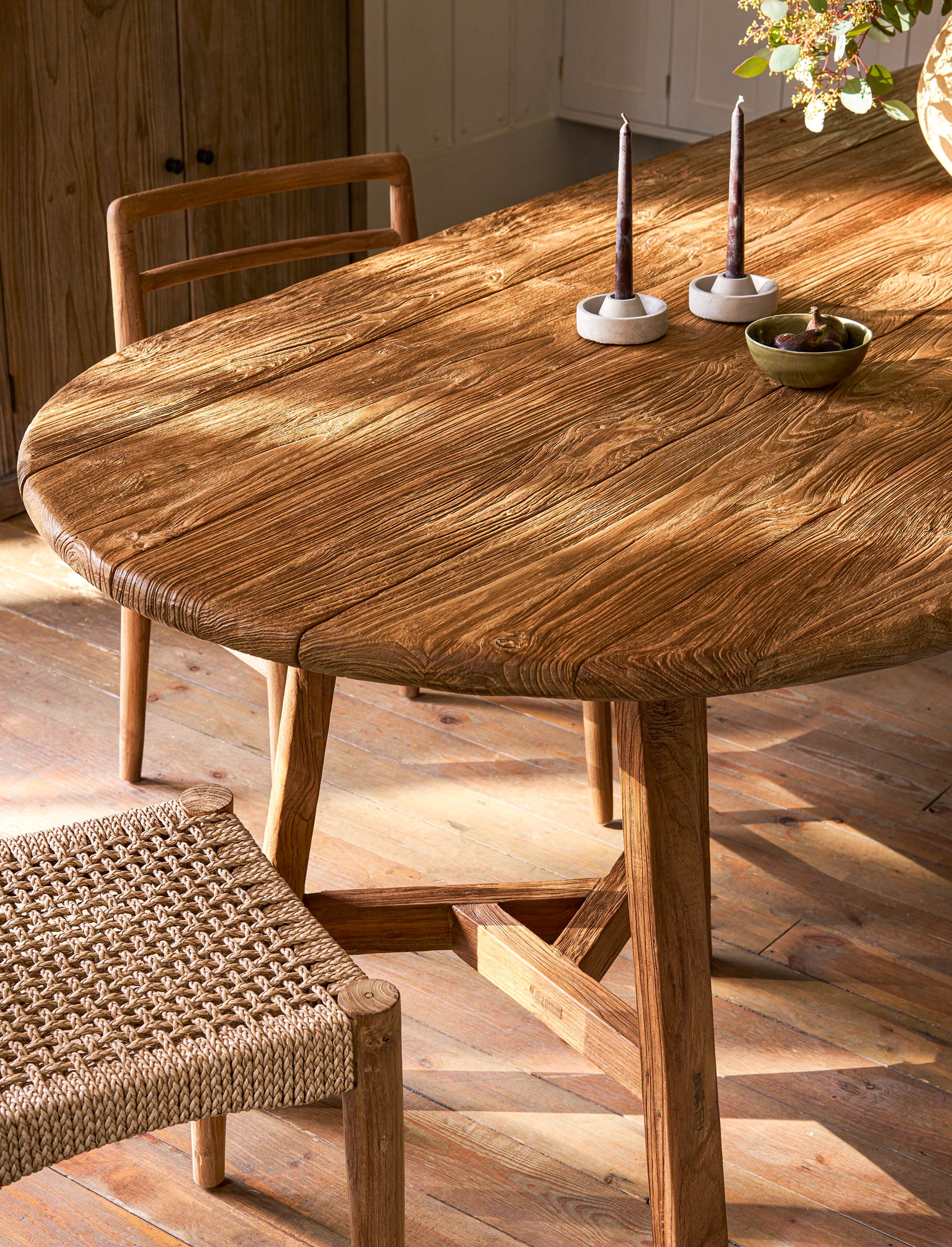 Hawthorne Oval Teak Dining Table – Indoor/Outdoor
