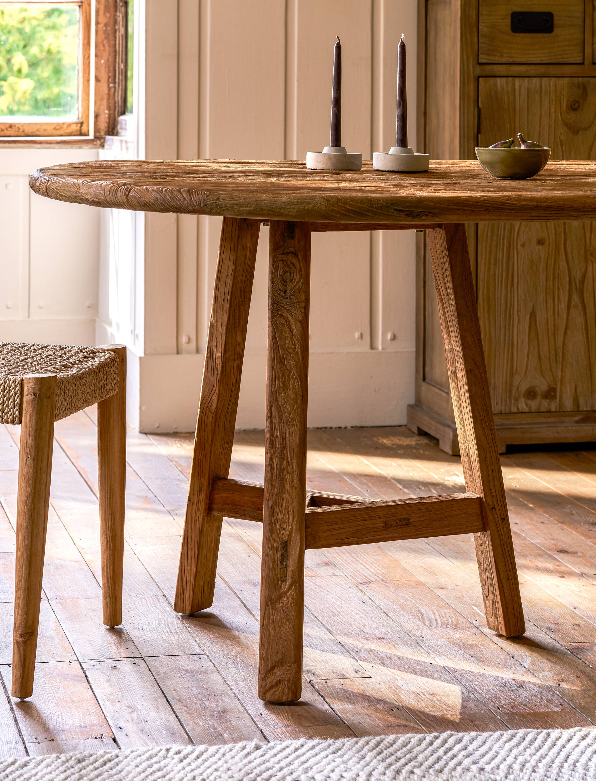 Hawthorne Oval Teak Dining Table – Indoor/Outdoor