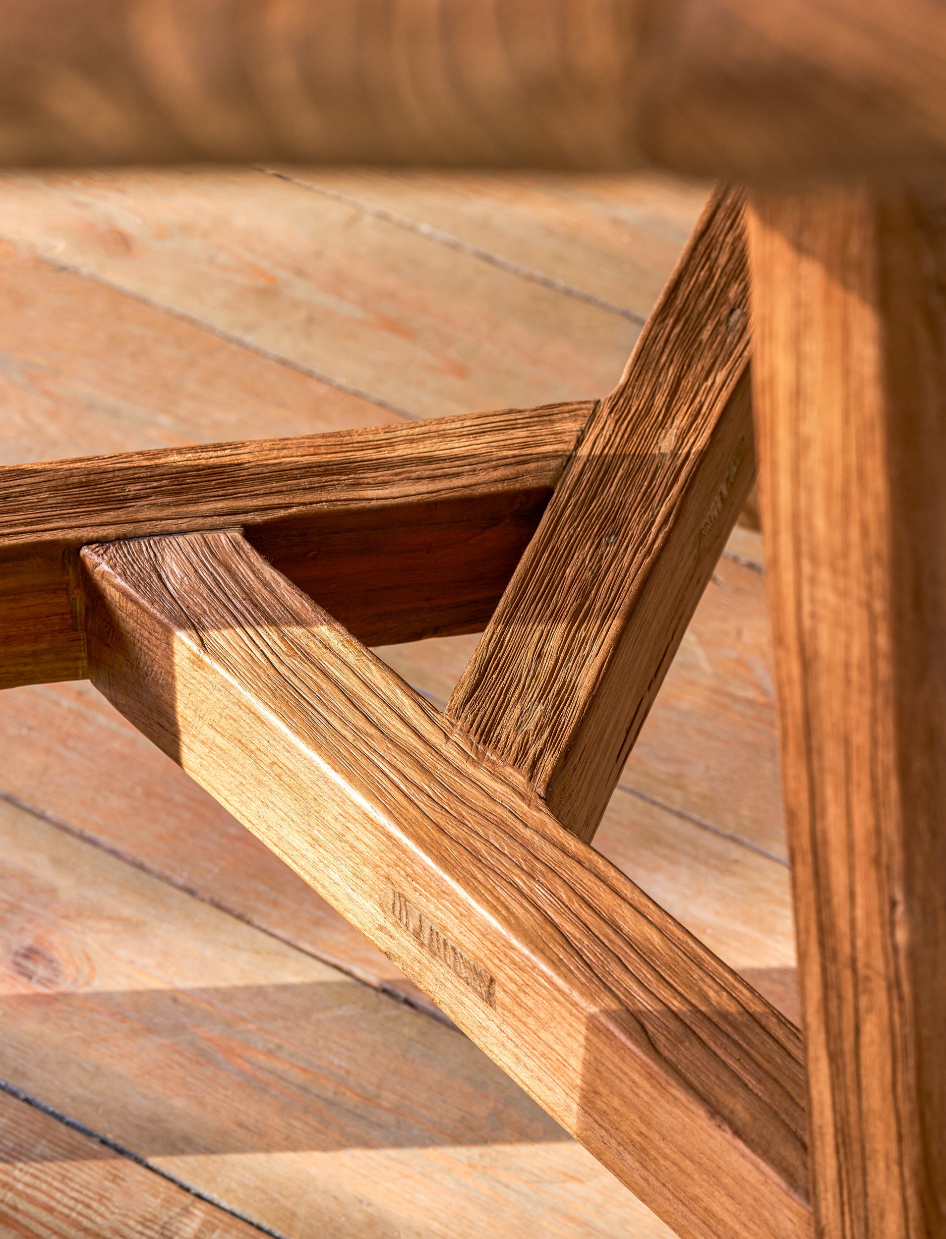 Hawthorne Oval Teak Dining Table – Indoor/Outdoor
