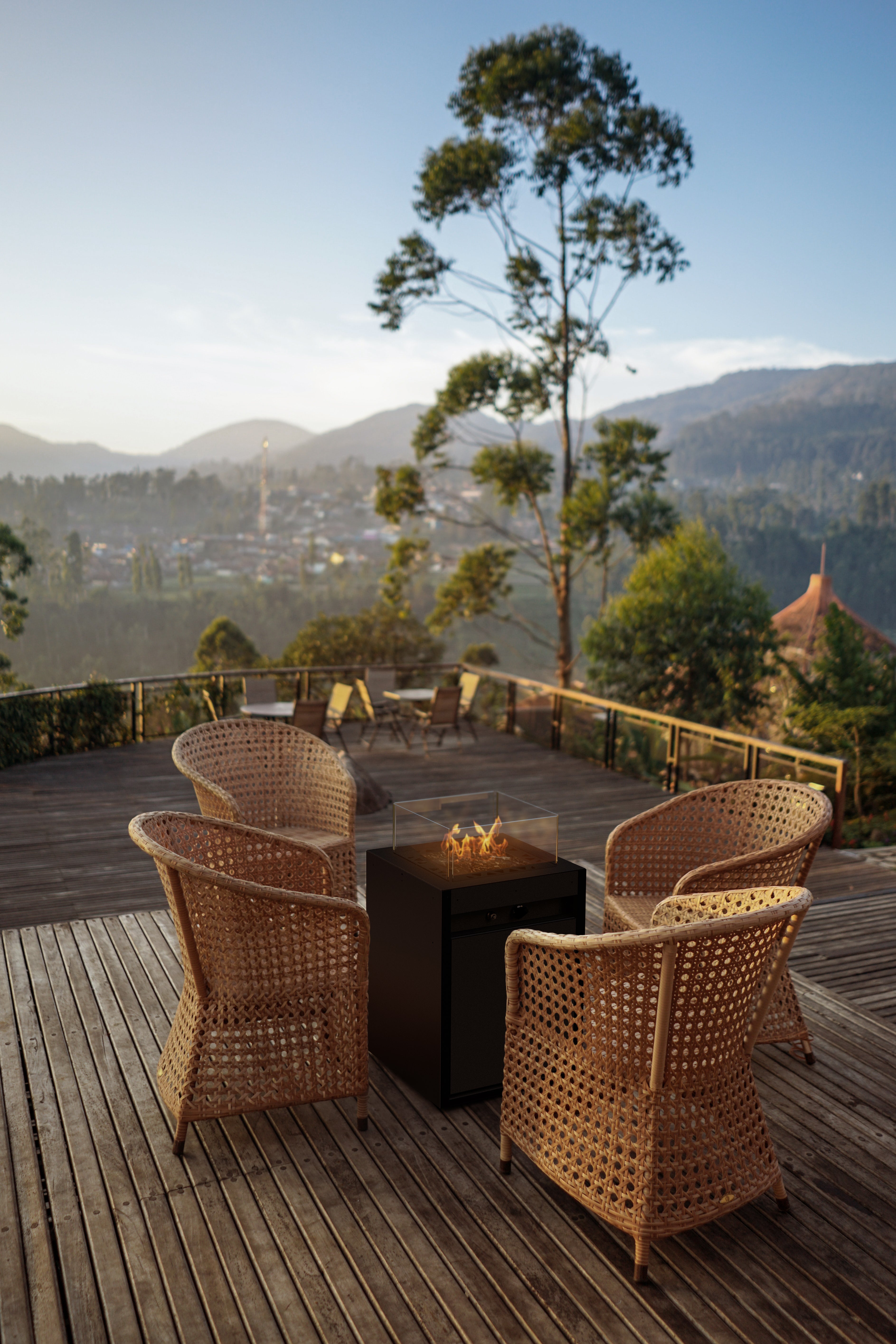 Planika Square Table – Black with Cover