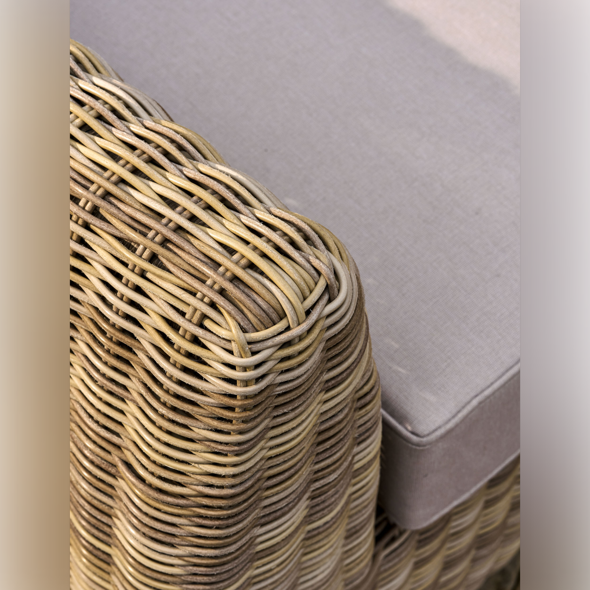 Skala XL Armchair – PE Rattan