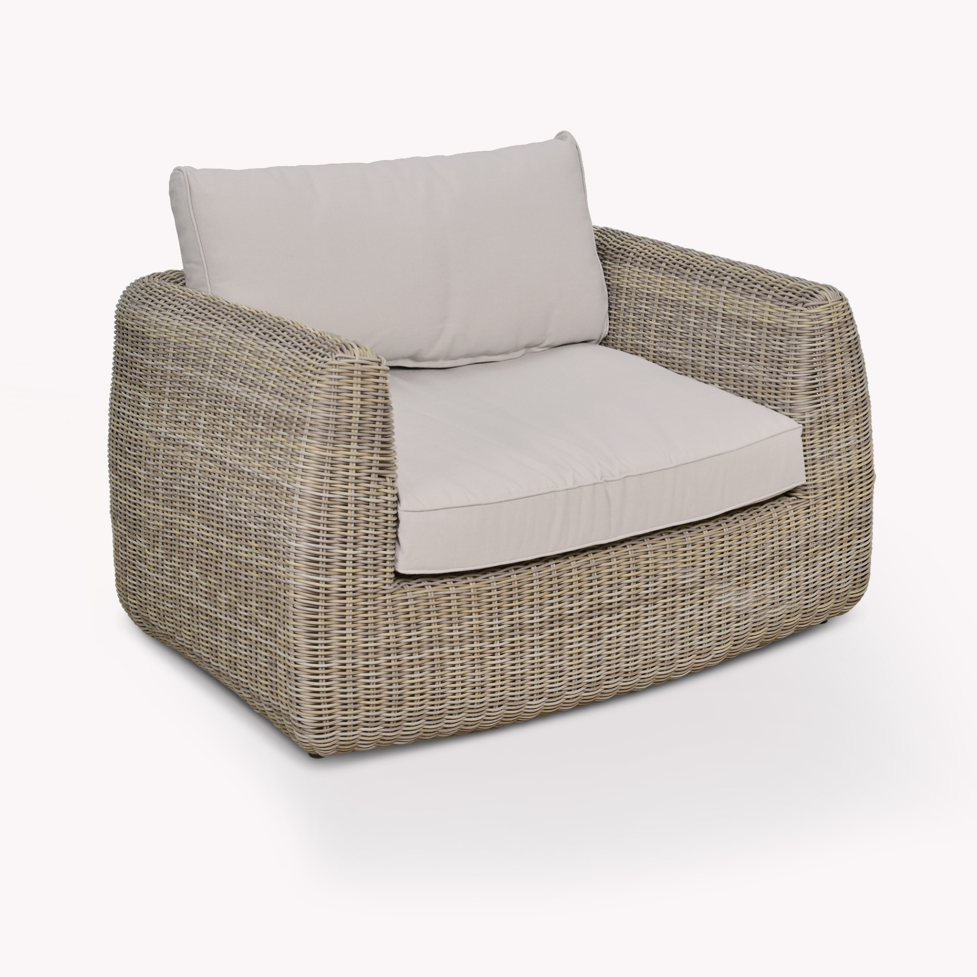 Skala XL Armchair – PE Rattan