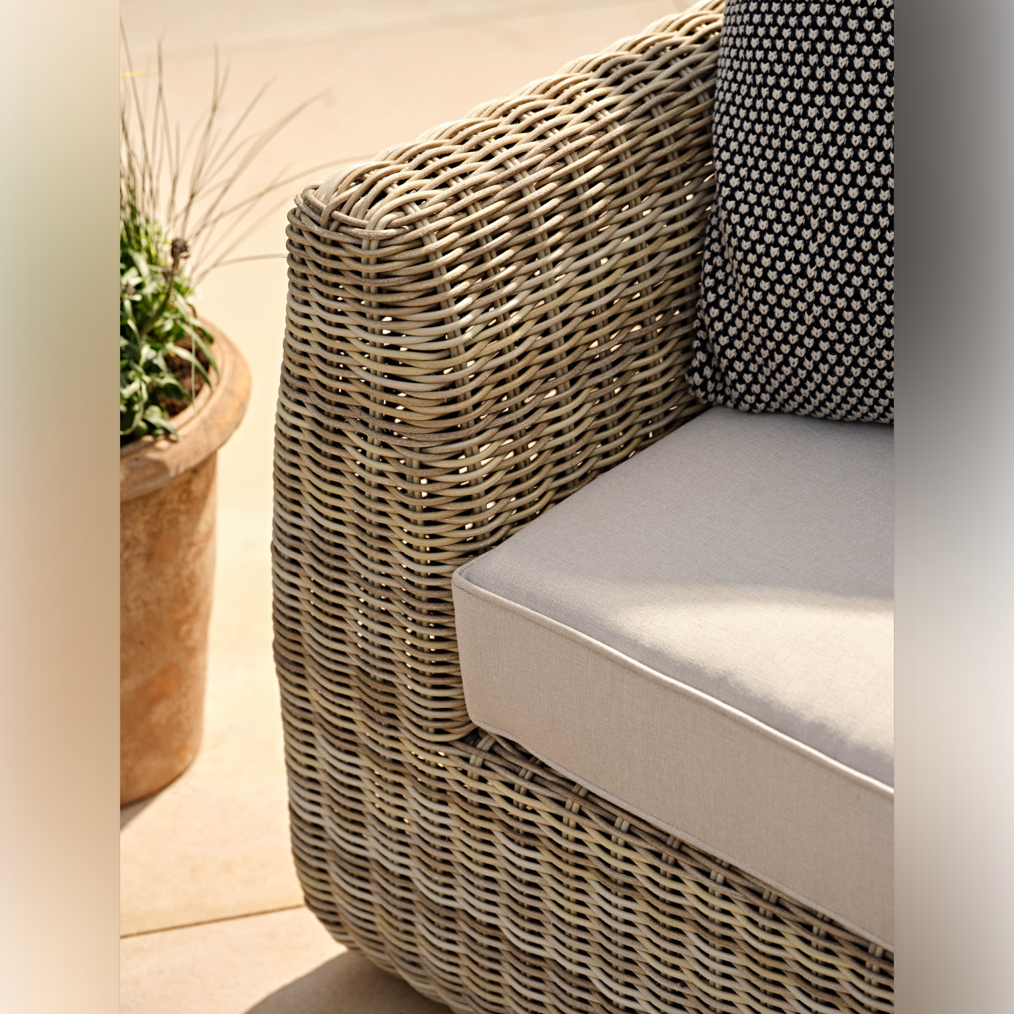 Skala Corner Outdoor Sofa Set – PE Rattan