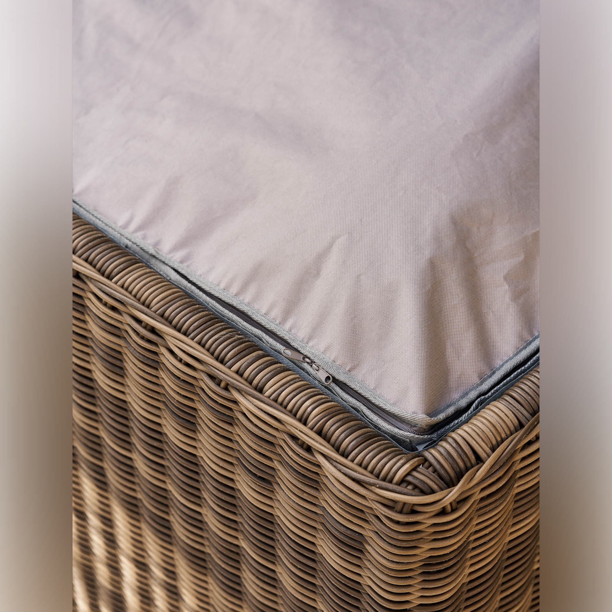 Skala Storage Box Large – PE Rattan