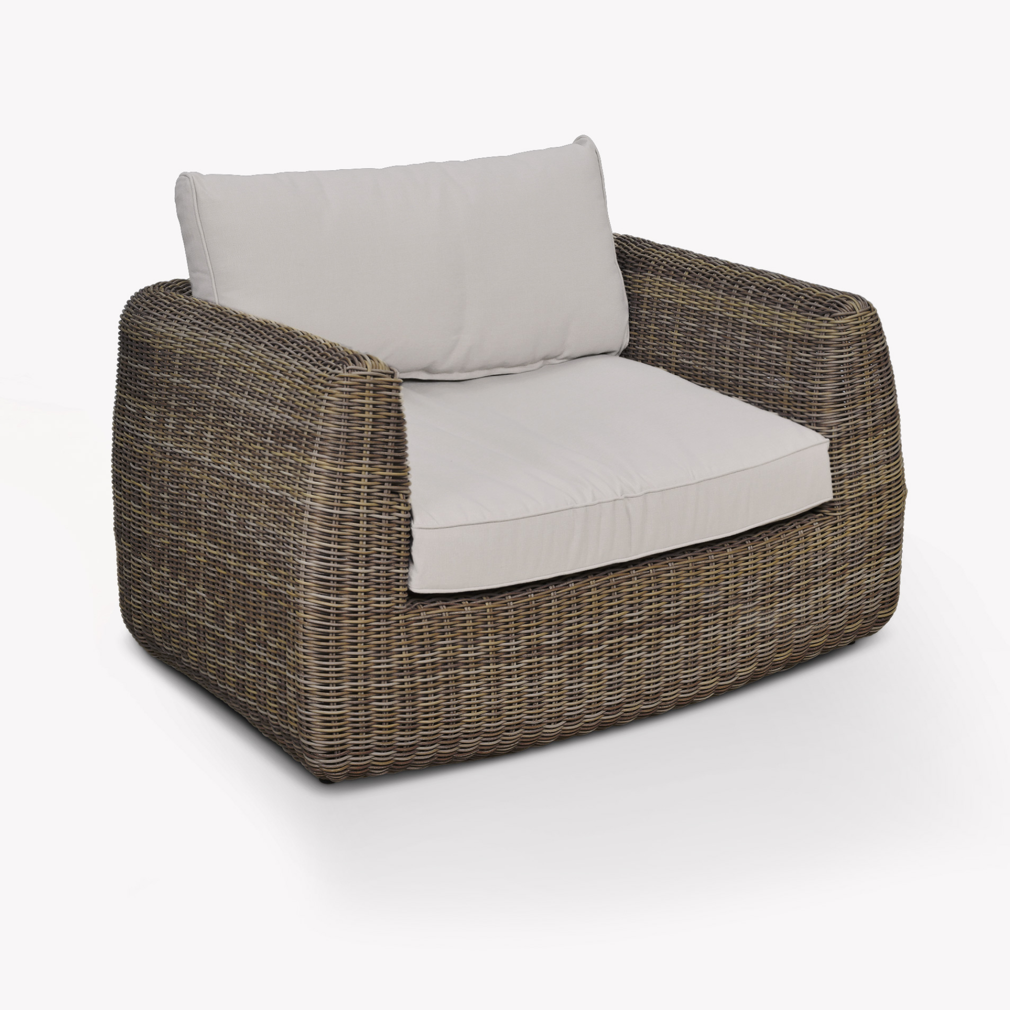 Skala XL Armchair – PE Rattan