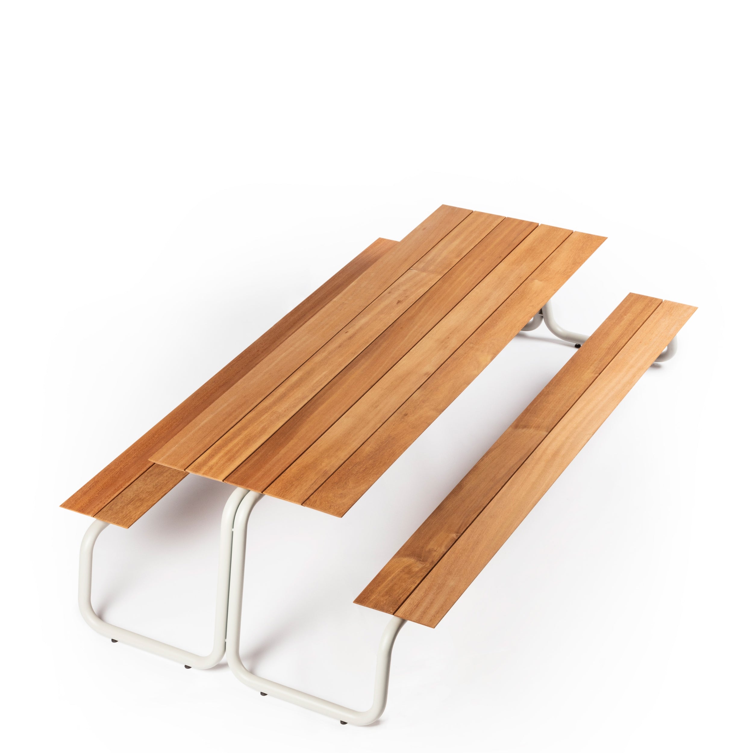 WÜNDER The Table Outdoor Dining Table & Bench Set